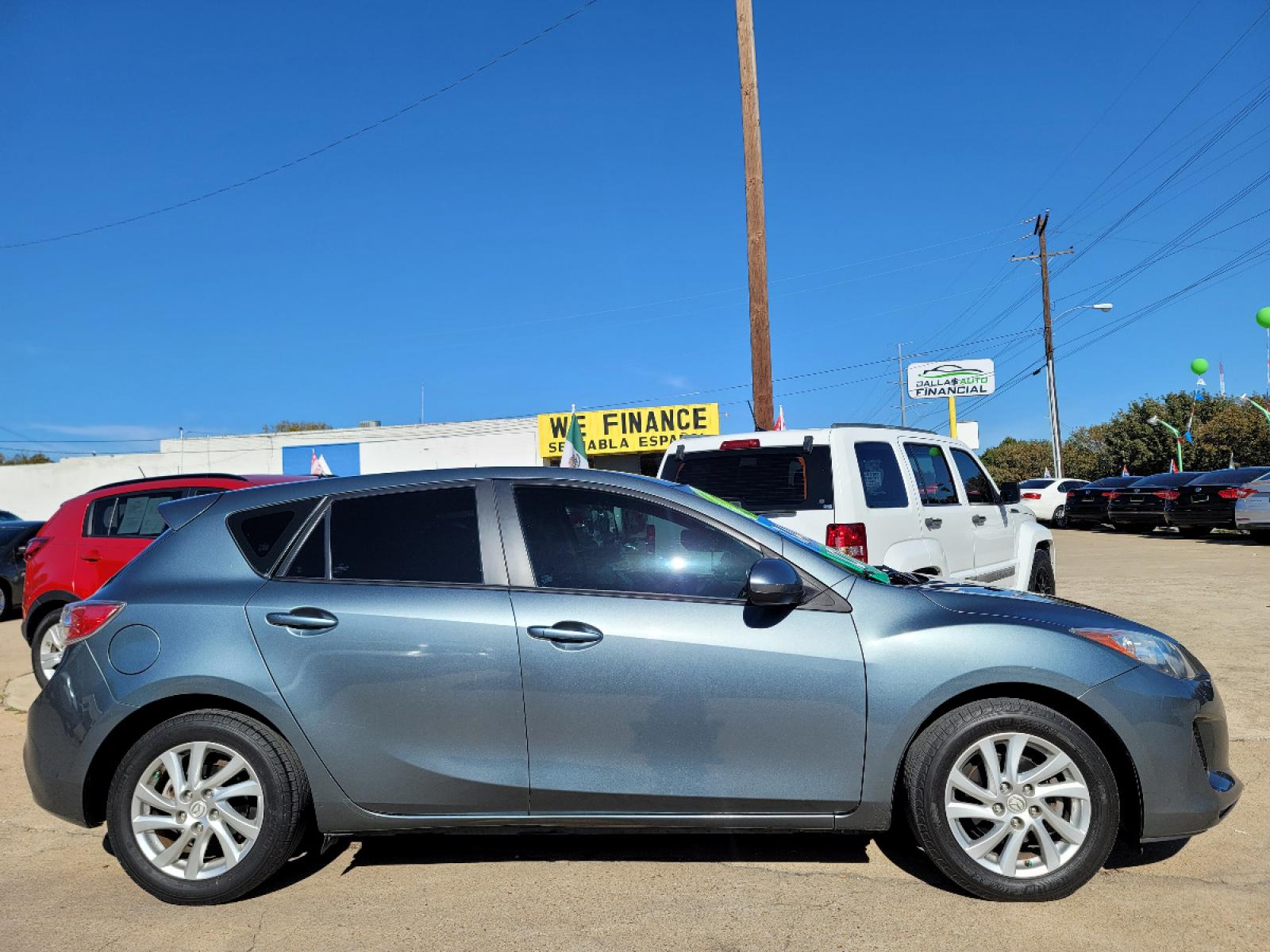 2012 GRAY /BLACK Mazda MAZDA3 I Touring 5-Door (JM1BL1L70C1) with an 2.0L L4 DOHC 16V engine, AUTO transmission, located at 2660 S.Garland Avenue, Garland, TX, 75041, (469) 298-3118, 32.885551, -96.655602 - Welcome to DallasAutos4Less, one of the Premier BUY HERE PAY HERE Dealers in the North Dallas Area. We specialize in financing to people with NO CREDIT or BAD CREDIT. We need proof of income, proof of residence, and a ID. Come buy your new car from us today!!rnrnThis is a very clean 2012 MAZDA MAZDA - Photo #2