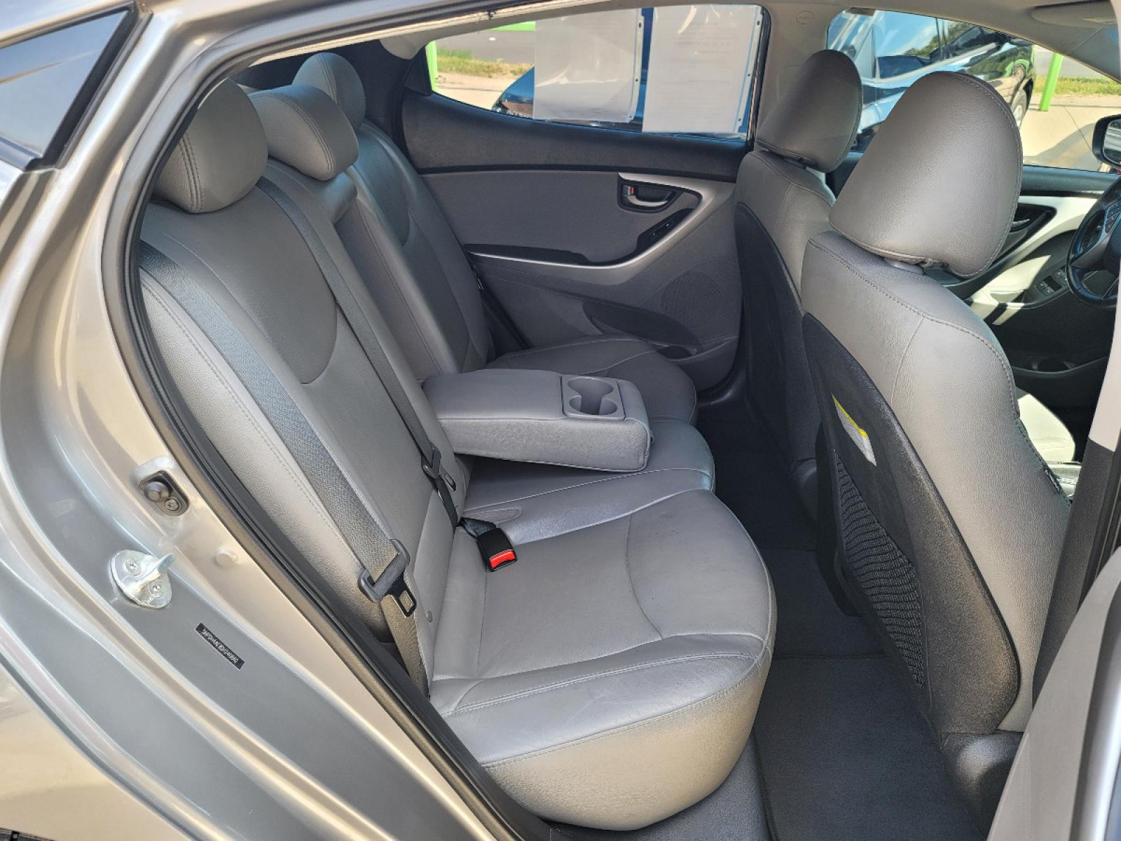 2013 GRAY Hyundai Elantra Limited (5NPDH4AE8DH) with an 1.8L L4 DOHC 16V engine, 6-Speed Automatic transmission, located at 2660 S.Garland Avenue, Garland, TX, 75041, (469) 298-3118, 32.885551, -96.655602 - Welcome to DallasAutos4Less, one of the Premier BUY HERE PAY HERE Dealers in the North Dallas Area. We specialize in financing to people with NO CREDIT or BAD CREDIT. We need proof of income, proof of residence, and a ID. Come buy your new car from us today!!rnrnThis is a Very clean 2013 HYUNDAI ELA - Photo #19