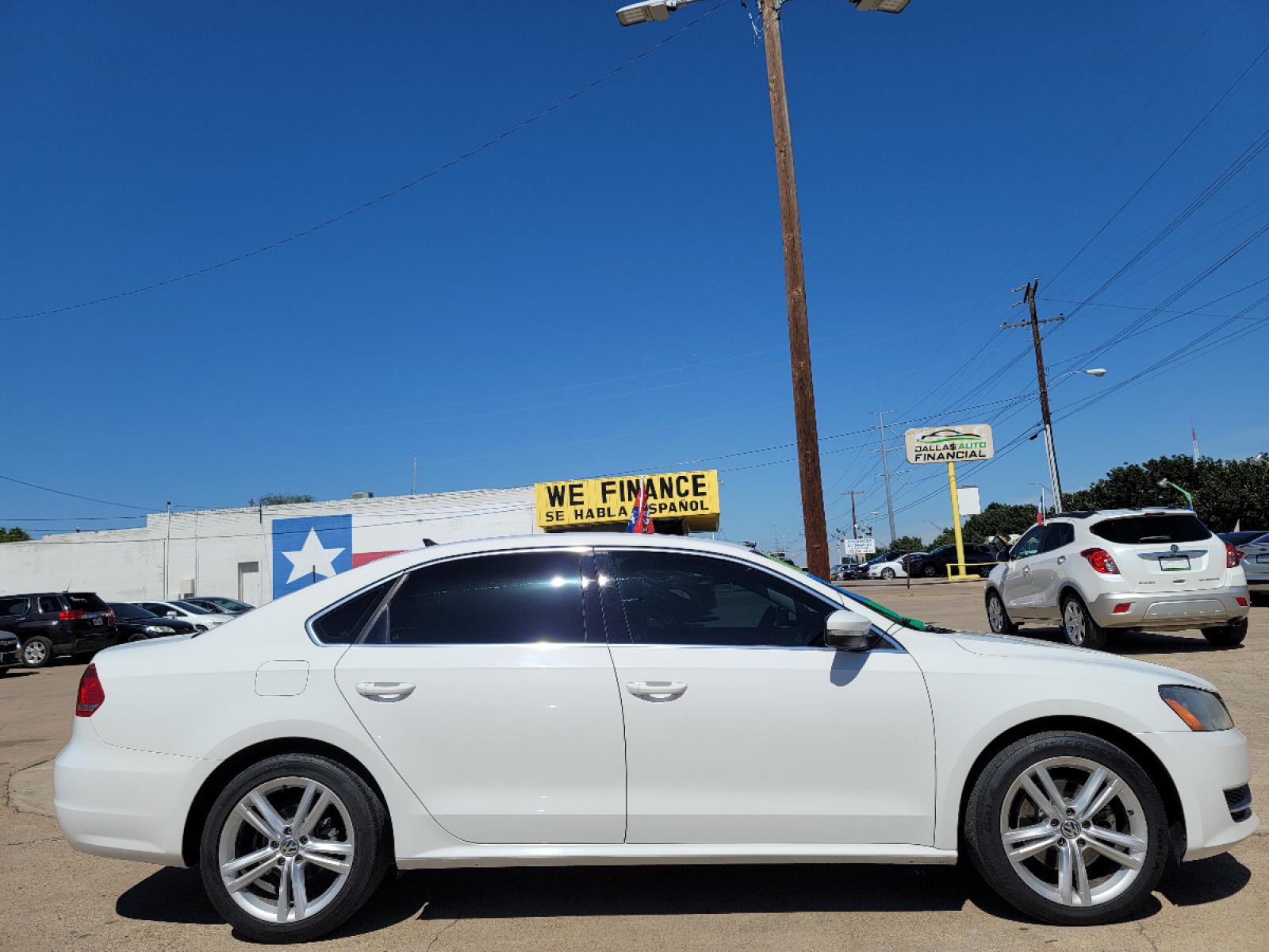 2014 WHITE Volkswagen Passat 2.0L TDI SE (1VWBN7A30EC) with an 2.0L L4 DOHC 16V TURBO DIESEL engine, AUTO transmission, located at 2660 S.Garland Avenue, Garland, TX, 75041, (469) 298-3118, 32.885551, -96.655602 - Welcome to DallasAutos4Less, one of the Premier BUY HERE PAY HERE Dealers in the North Dallas Area. We specialize in financing to people with NO CREDIT or BAD CREDIT. We need proof of income, proof of residence, and a ID. Come buy your new car from us today!!rnrnThis is a SUPER CLEAN 2014 VOLKSWAGEN - Photo #2