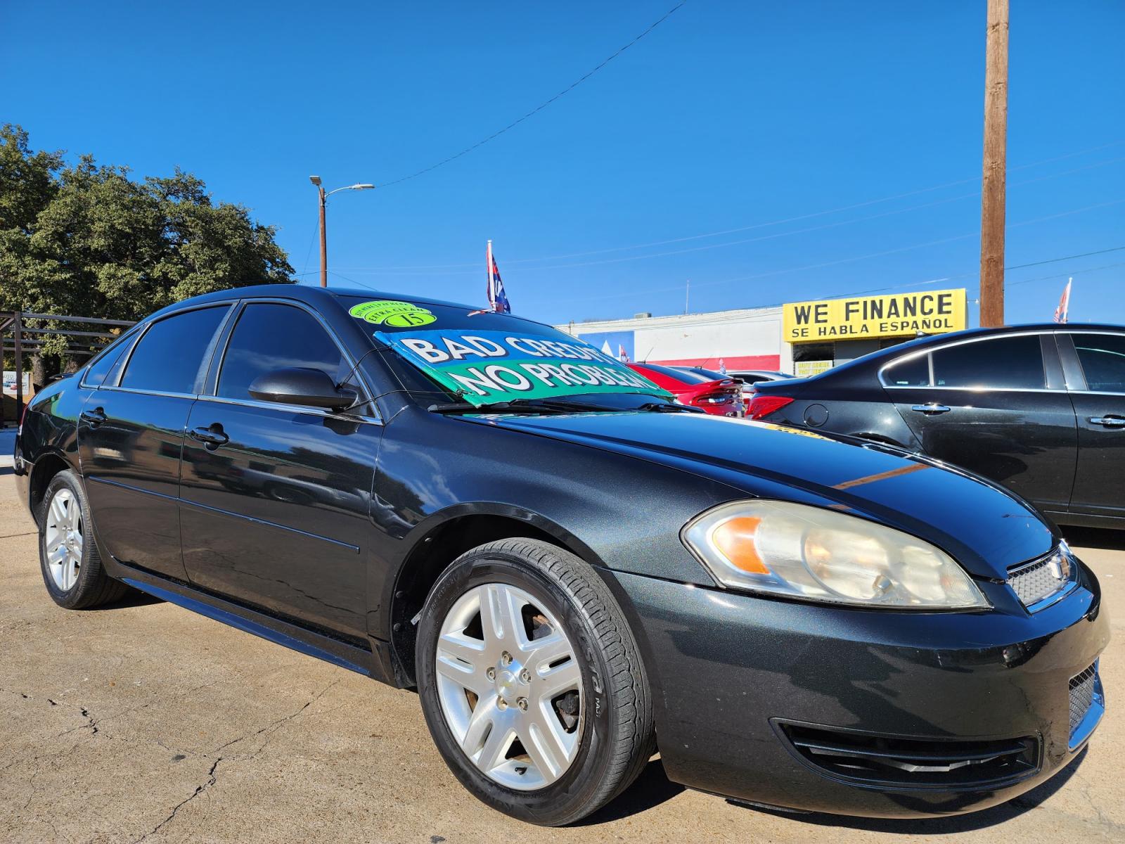 2015 GRAY /BLACK CHEVROLET IMPALA LIMITED LT LIMITED LT (2G1WB5E39F1) , AUTO transmission, located at 2660 S.Garland Avenue, Garland, TX, 75041, (469) 298-3118, 32.885551, -96.655602 - Welcome to DallasAutos4Less, one of the Premier BUY HERE PAY HERE Dealers in the North Dallas Area. We specialize in financing to people with NO CREDIT or BAD CREDIT. We need proof of income, proof of residence, and a ID. Come buy your new car from us today!!rnrnThis is a very clean 2015 CHEVY IMPAL - Photo #1