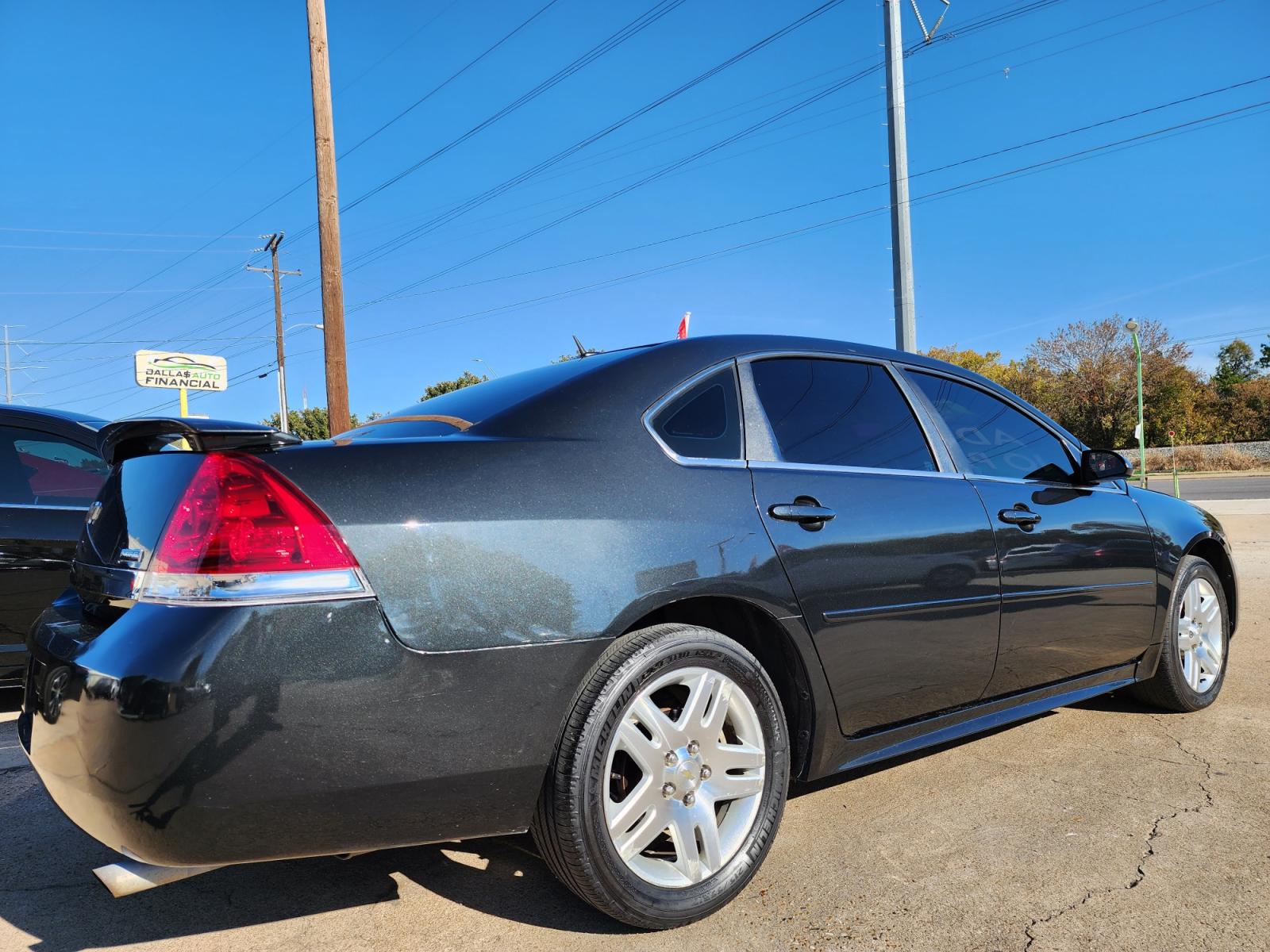 2015 GRAY /BLACK CHEVROLET IMPALA LIMITED LT LIMITED LT (2G1WB5E39F1) , AUTO transmission, located at 2660 S.Garland Avenue, Garland, TX, 75041, (469) 298-3118, 32.885551, -96.655602 - Welcome to DallasAutos4Less, one of the Premier BUY HERE PAY HERE Dealers in the North Dallas Area. We specialize in financing to people with NO CREDIT or BAD CREDIT. We need proof of income, proof of residence, and a ID. Come buy your new car from us today!!rnrnThis is a very clean 2015 CHEVY IMPAL - Photo #3