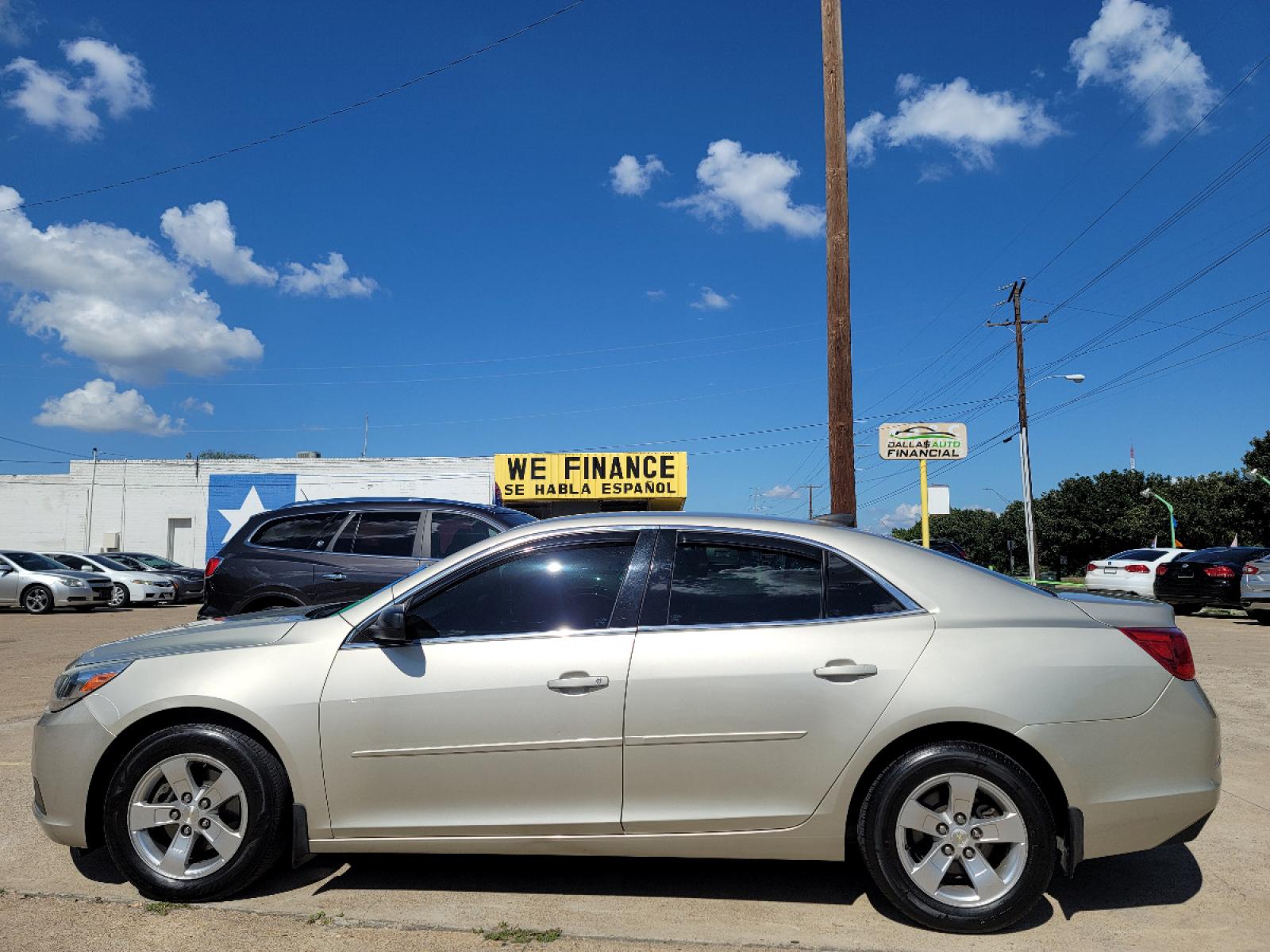 2015 GOLD Chevrolet Malibu LS (1G11B5SL2FF) with an 2.5L L4 DOHC 16V engine, 6-Speed Automatic transmission, located at 2660 S.Garland Avenue, Garland, TX, 75041, (469) 298-3118, 32.885551, -96.655602 - Welcome to DallasAutos4Less, one of the Premier BUY HERE PAY HERE Dealers in the North Dallas Area. We specialize in financing to people with NO CREDIT or BAD CREDIT. We need proof of income, proof of residence, and a ID. Come buy your new car from us today!!rnrnThis is a very well cared for 2015 CH - Photo #6