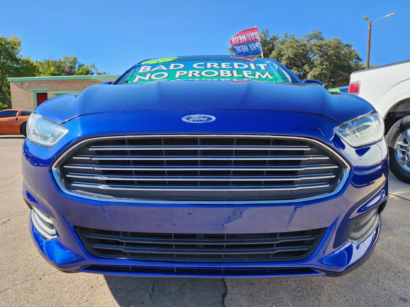2015 BLUE /BLACK Ford Fusion S (3FA6P0G79FR) with an 2.5L L4 DOHC 16V engine, AUTO transmission, located at 2660 S.Garland Avenue, Garland, TX, 75041, (469) 298-3118, 32.885551, -96.655602 - Welcome to DallasAutos4Less, one of the Premier BUY HERE PAY HERE Dealers in the North Dallas Area. We specialize in financing to people with NO CREDIT or BAD CREDIT. We need proof of income, proof of residence, and a ID. Come buy your new car from us today!!rnrnThis is a Super Clean 2015 FORD FUSIO - Photo #10