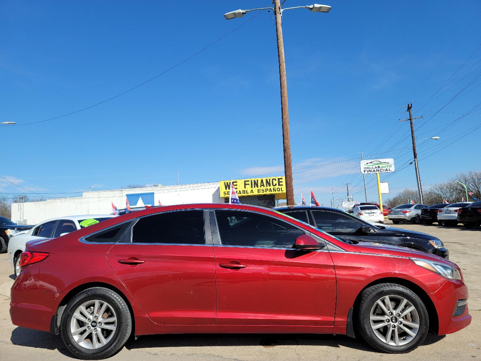 2015 RED /GRAY Hyundai Sonata ECO (5NPE24AF6FH) with an 1.6L L4 DOHC 16V engine, 7-Speed Automatic transmission, located at 2660 S.Garland Avenue, Garland, TX, 75041, (469) 298-3118, 32.885551, -96.655602 - Welcome to DallasAutos4Less, one of the Premier BUY HERE PAY HERE Dealers in the North Dallas Area. We specialize in financing to people with NO CREDIT or BAD CREDIT. We need proof of income, proof of residence, and a ID. Come buy your new car from us today!!rnrnThis is a Very clean 2015 HYUNDAI SON - Photo #2