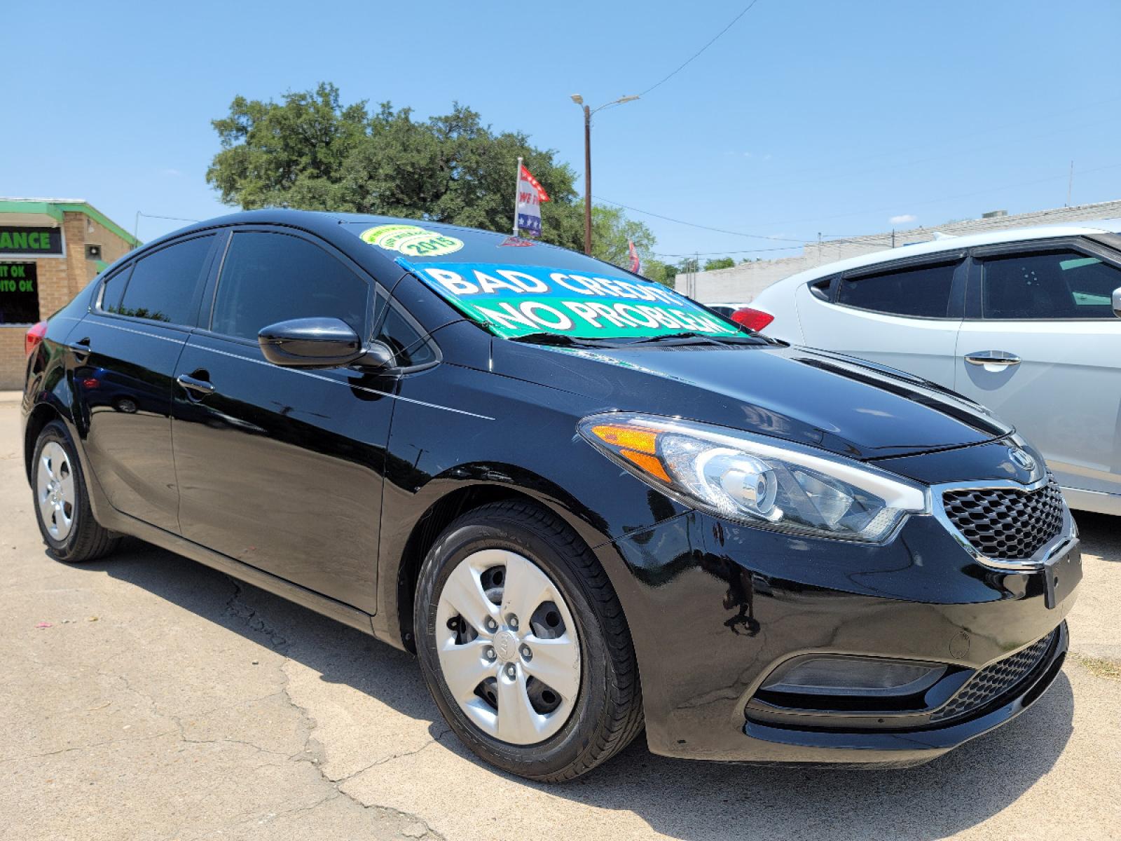 2015 BLACK /GRAY Kia Forte LX (KNAFK4A62F5) with an 1.8L L4 DOHC 16V engine, A transmission, located at 2660 S.Garland Avenue, Garland, TX, 75041, (469) 298-3118, 32.885551, -96.655602 - Welcome to DallasAutos4Less, one of the Premier BUY HERE PAY HERE Dealers in the North Dallas Area. We specialize in financing to people with NO CREDIT or BAD CREDIT. We need proof of income, proof of residence, and a ID. Come buy your new car from us today!!rnrnThis is a SUPER CLEAN 2015 KIA FORTE - Photo #1