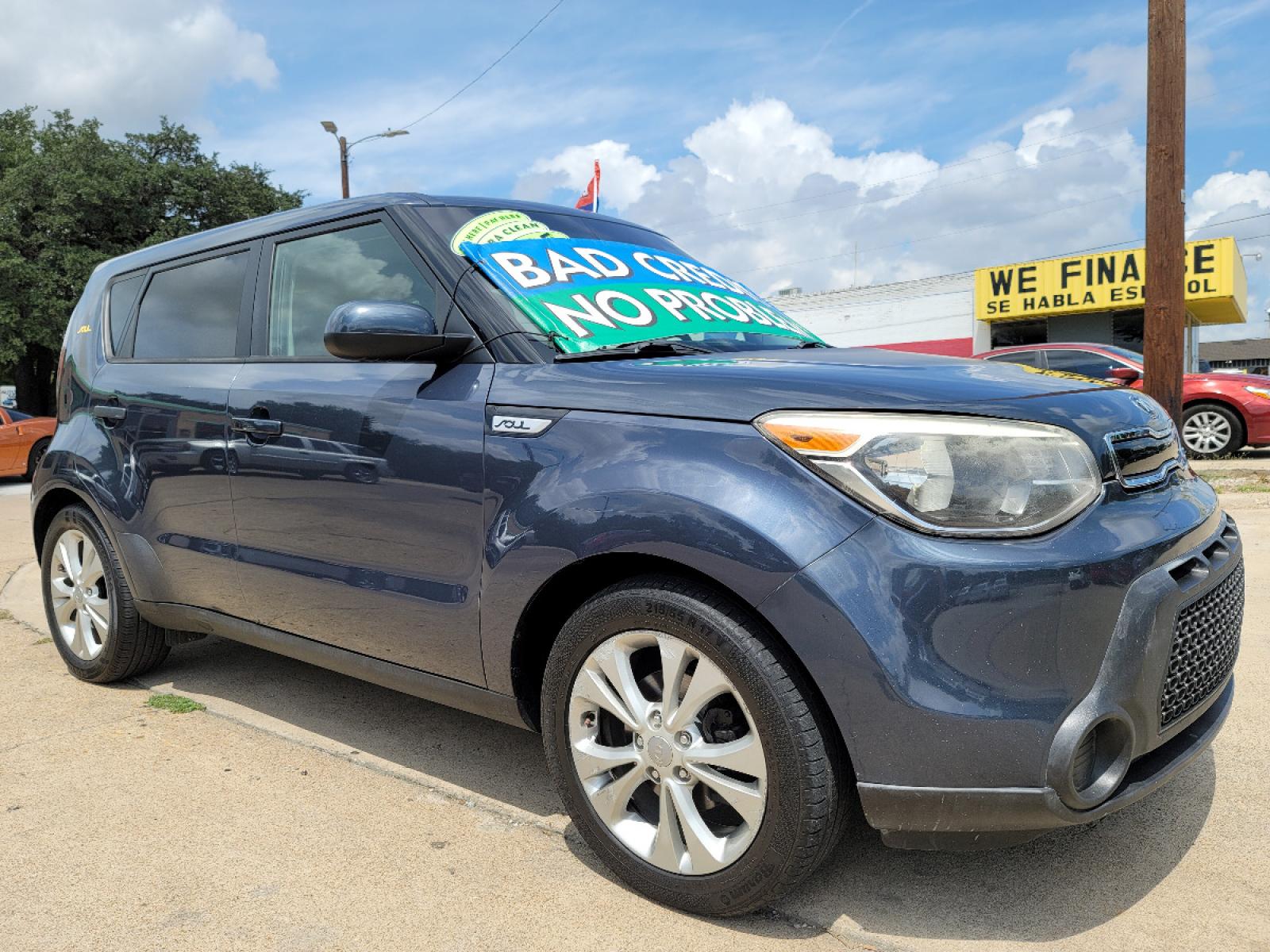 2015 BLUE /BLACK Kia Soul + (KNDJP3A52F7) with an 2.0L L4 DOHC 16V engine, 6-Speed Automatic transmission, located at 2660 S.Garland Avenue, Garland, TX, 75041, (469) 298-3118, 32.885551, -96.655602 - Welcome to DallasAutos4Less, one of the Premier BUY HERE PAY HERE Dealers in the North Dallas Area. We specialize in financing to people with NO CREDIT or BAD CREDIT. We need proof of income, proof of residence, and a ID. Come buy your new car from us today!!rnrnThis is a Very clean 2015 KIA SOUL +! - Photo #1