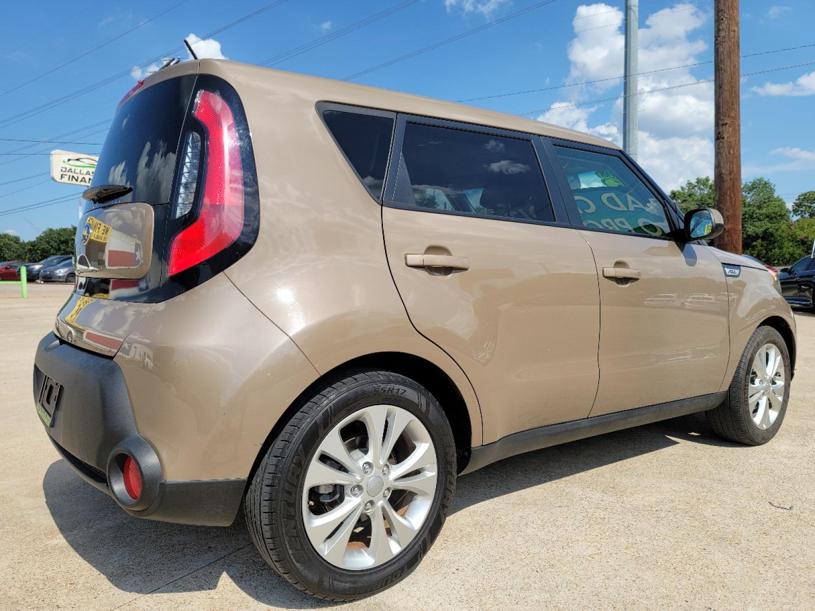 2015 BROWN Kia Soul + (KNDJP3A53F7) with an 2.0L L4 DOHC 16V engine, 6-Speed Automatic transmission, located at 2660 S.Garland Avenue, Garland, TX, 75041, (469) 298-3118, 32.885551, -96.655602 - Welcome to DallasAutos4Less, one of the Premier BUY HERE PAY HERE Dealers in the North Dallas Area. We specialize in financing to people with NO CREDIT or BAD CREDIT. We need proof of income, proof of residence, and a ID. Come buy your new car from us today!!rnrnThis is a Very clean 2015 KIA SOUL +! - Photo #3