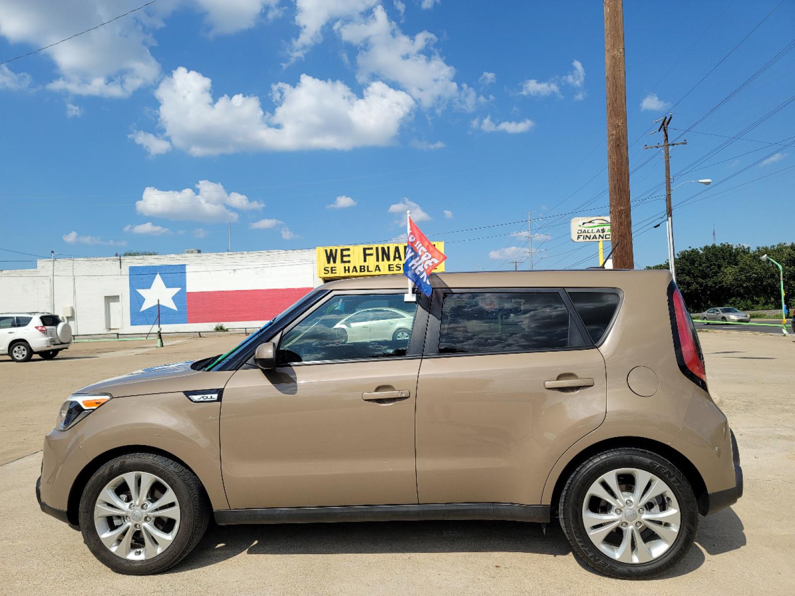 2015 BROWN Kia Soul + (KNDJP3A53F7) with an 2.0L L4 DOHC 16V engine, 6-Speed Automatic transmission, located at 2660 S.Garland Avenue, Garland, TX, 75041, (469) 298-3118, 32.885551, -96.655602 - Welcome to DallasAutos4Less, one of the Premier BUY HERE PAY HERE Dealers in the North Dallas Area. We specialize in financing to people with NO CREDIT or BAD CREDIT. We need proof of income, proof of residence, and a ID. Come buy your new car from us today!!rnrnThis is a Very clean 2015 KIA SOUL +! - Photo #6