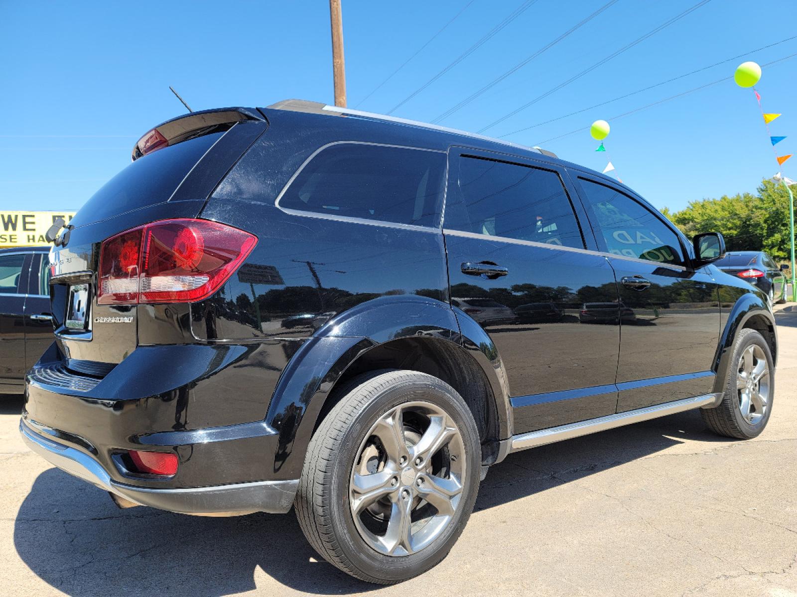 2016 BLACK /BLACK DODGE JOURNEY CROSSROAD CROSSROAD (3C4PDCGB8GT) , AUTO transmission, located at 2660 S.Garland Avenue, Garland, TX, 75041, (469) 298-3118, 32.885551, -96.655602 - Welcome to DallasAutos4Less, one of the Premier BUY HERE PAY HERE Dealers in the North Dallas Area. We specialize in financing to people with NO CREDIT or BAD CREDIT. We need proof of income, proof of residence, and a ID. Come buy your new car from us today!!rnrnThis is a very clean 2016 DODGE JOURN - Photo #3
