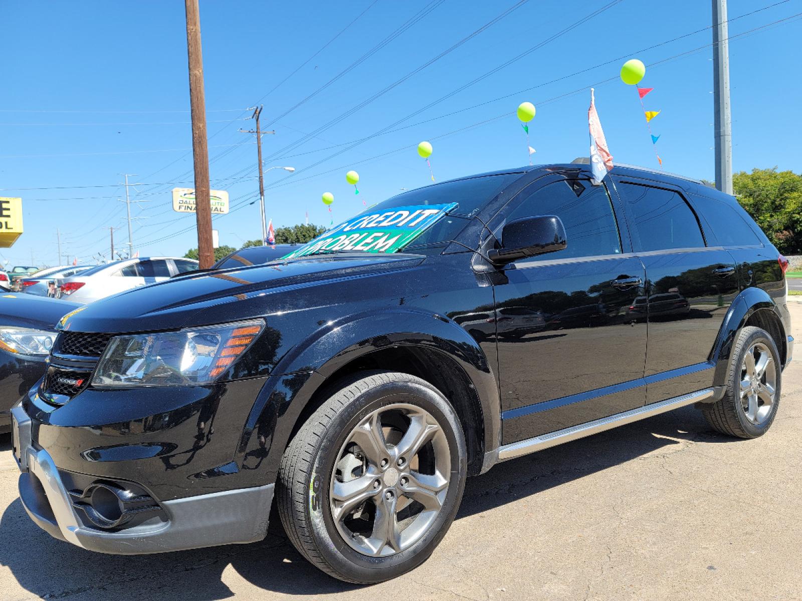 2016 BLACK /BLACK DODGE JOURNEY CROSSROAD CROSSROAD (3C4PDCGB8GT) , AUTO transmission, located at 2660 S.Garland Avenue, Garland, TX, 75041, (469) 298-3118, 32.885551, -96.655602 - Welcome to DallasAutos4Less, one of the Premier BUY HERE PAY HERE Dealers in the North Dallas Area. We specialize in financing to people with NO CREDIT or BAD CREDIT. We need proof of income, proof of residence, and a ID. Come buy your new car from us today!!rnrnThis is a very clean 2016 DODGE JOURN - Photo #7
