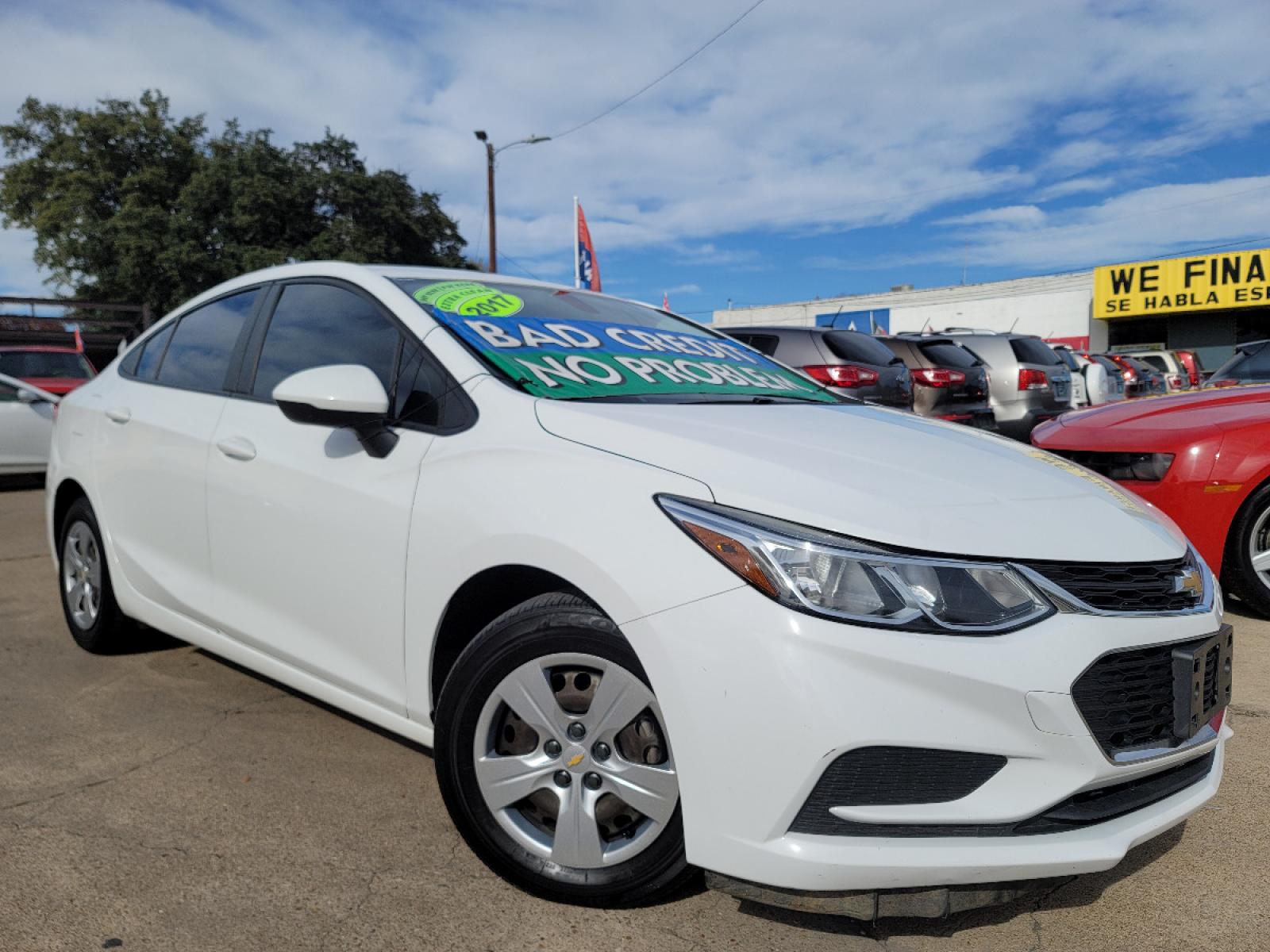 2017 WHITE Chevrolet Cruze LS (3G1BC5SM3HS) with an 1.4L L4 DOHC 16V TURBO engine, 6A transmission, located at 2660 S.Garland Avenue, Garland, TX, 75041, (469) 298-3118, 32.885551, -96.655602 - Welcome to DallasAutos4Less, one of the Premier BUY HERE PAY HERE Dealers in the North Dallas Area. We specialize in financing to people with NO CREDIT or BAD CREDIT. We need proof of income, proof of residence, and a ID. Come buy your new car from us today!!rnrnThis is a very well cared for 2017 CH - Photo #0