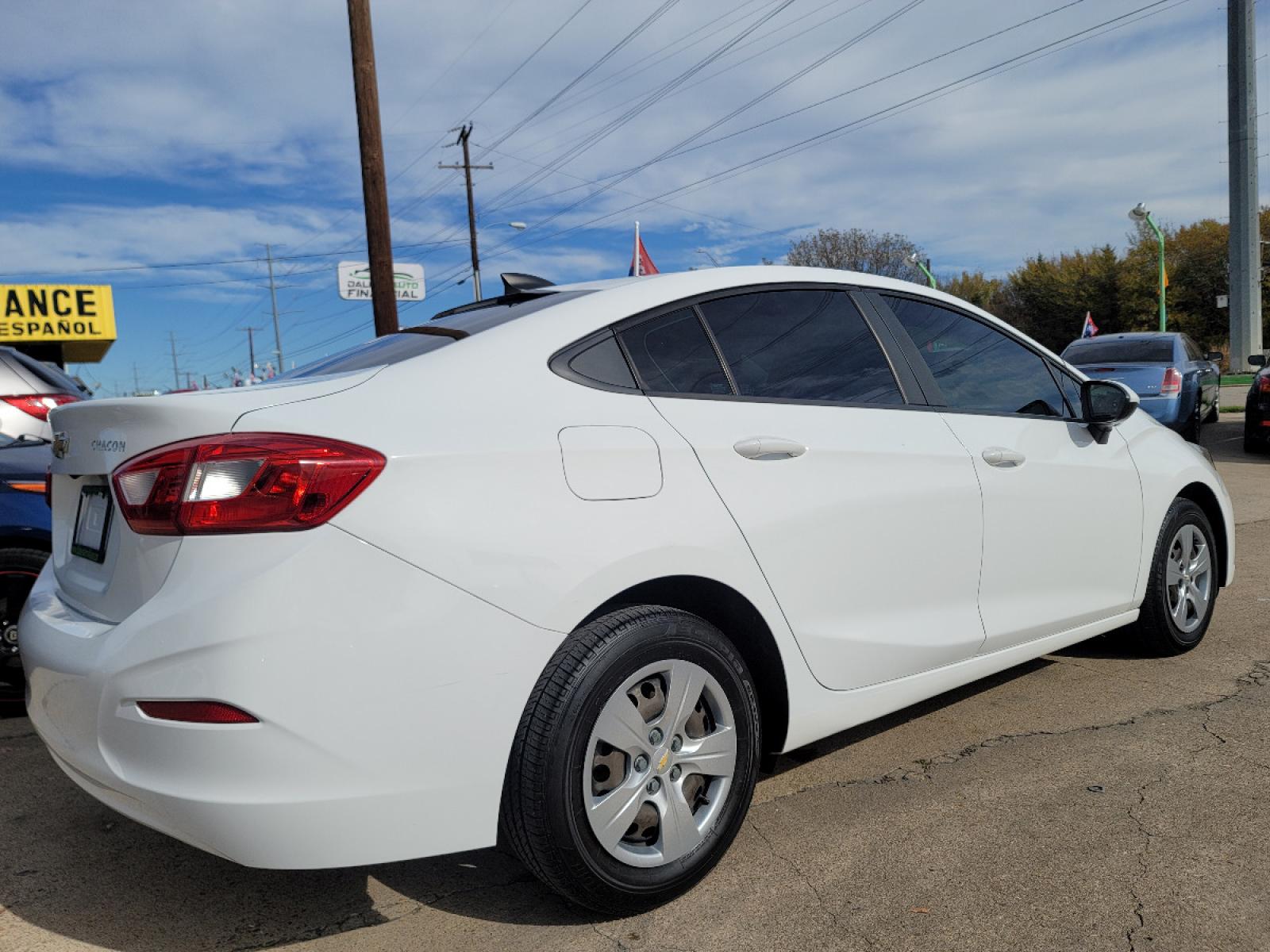 2017 WHITE Chevrolet Cruze LS (3G1BC5SM3HS) with an 1.4L L4 DOHC 16V TURBO engine, 6A transmission, located at 2660 S.Garland Avenue, Garland, TX, 75041, (469) 298-3118, 32.885551, -96.655602 - Welcome to DallasAutos4Less, one of the Premier BUY HERE PAY HERE Dealers in the North Dallas Area. We specialize in financing to people with NO CREDIT or BAD CREDIT. We need proof of income, proof of residence, and a ID. Come buy your new car from us today!!rnrnThis is a very well cared for 2017 CH - Photo #3