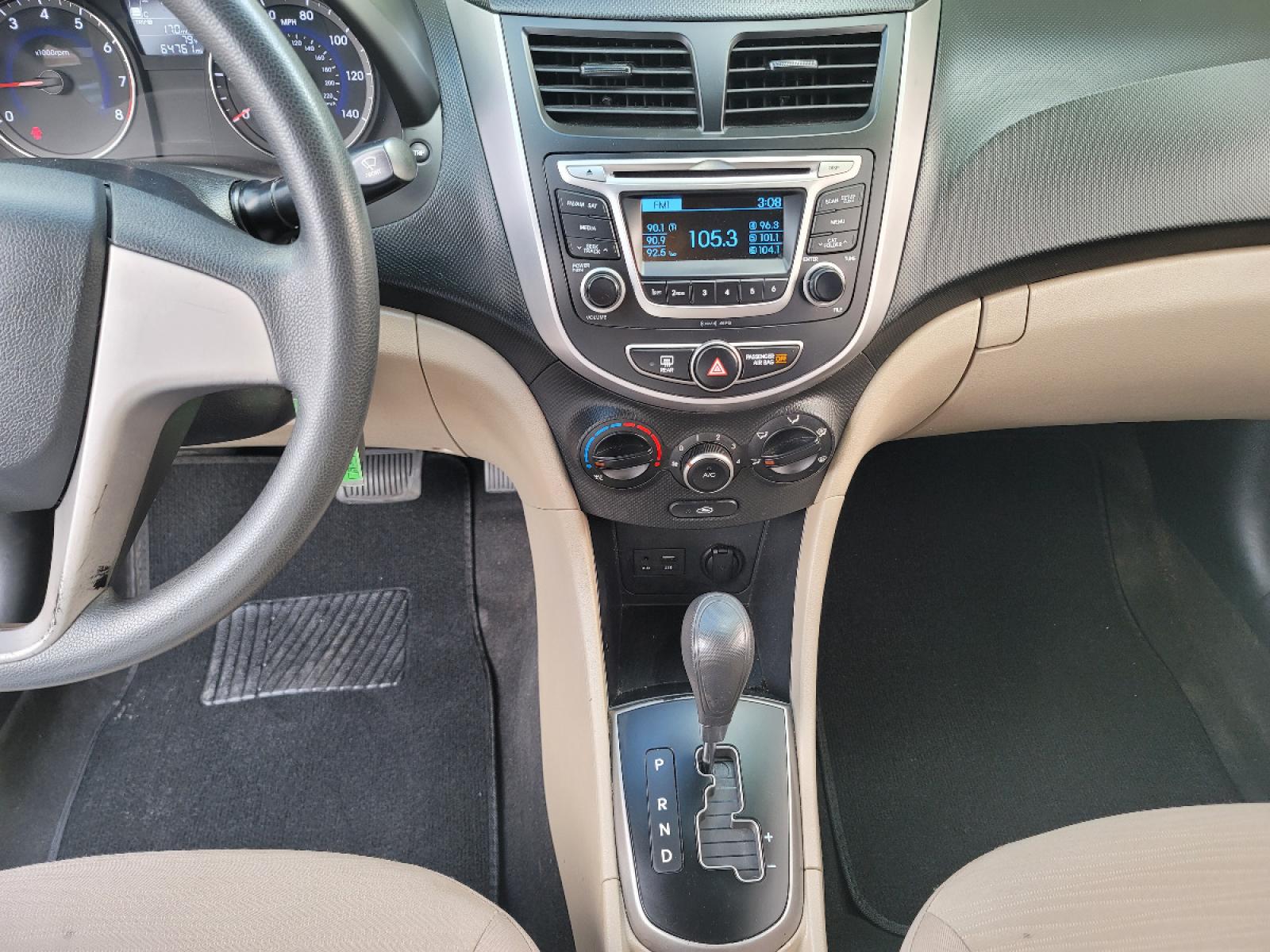2017 BLACK /BEIGE HYUNDAI ACCENT SE SE (KMHCT4AE6HU) , AUTO transmission, located at 2660 S.Garland Avenue, Garland, TX, 75041, (469) 298-3118, 32.885551, -96.655602 - Welcome to DallasAutos4Less, one of the Premier BUY HERE PAY HERE Dealers in the North Dallas Area. We specialize in financing to people with NO CREDIT or BAD CREDIT. We need proof of income, proof of residence, and a ID. Come buy your new car from us today!!rnrnThis is a Very clean 2017 HYUNDAI ACC - Photo #15