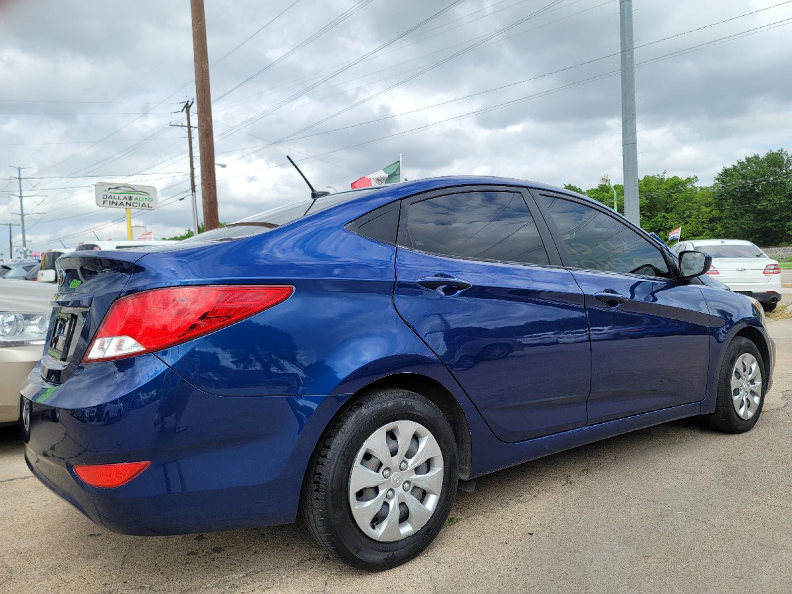 2017 BLUE Hyundai Accent SE (KMHCT4AE8HU) with an 1.6L L4 DOHC 16V engine, AUTO transmission, located at 2660 S.Garland Avenue, Garland, TX, 75041, (469) 298-3118, 32.885551, -96.655602 - Welcome to DallasAutos4Less, one of the Premier BUY HERE PAY HERE Dealers in the North Dallas Area. We specialize in financing to people with NO CREDIT or BAD CREDIT. We need proof of income, proof of residence, and a ID. Come buy your new car from us today!!rnrnThis is a Very clean 2017 HYUNDAI ACC - Photo #3