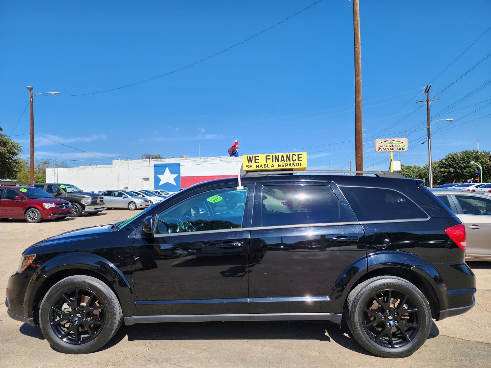 2019 BLACK /BLACK Dodge Journey SE (3C4PDCBB7KT) with an 2.4L L6 DOHC 16V engine, 4A transmission, located at 2660 S.Garland Avenue, Garland, TX, 75041, (469) 298-3118, 32.885551, -96.655602 - Welcome to DallasAutos4Less, one of the Premier BUY HERE PAY HERE Dealers in the North Dallas Area. We specialize in financing to people with NO CREDIT or BAD CREDIT. We need proof of income, proof of residence, and a ID. Come buy your new car from us today!!rnrnThis is a very clean 2019 DODGE JOURN - Photo #6