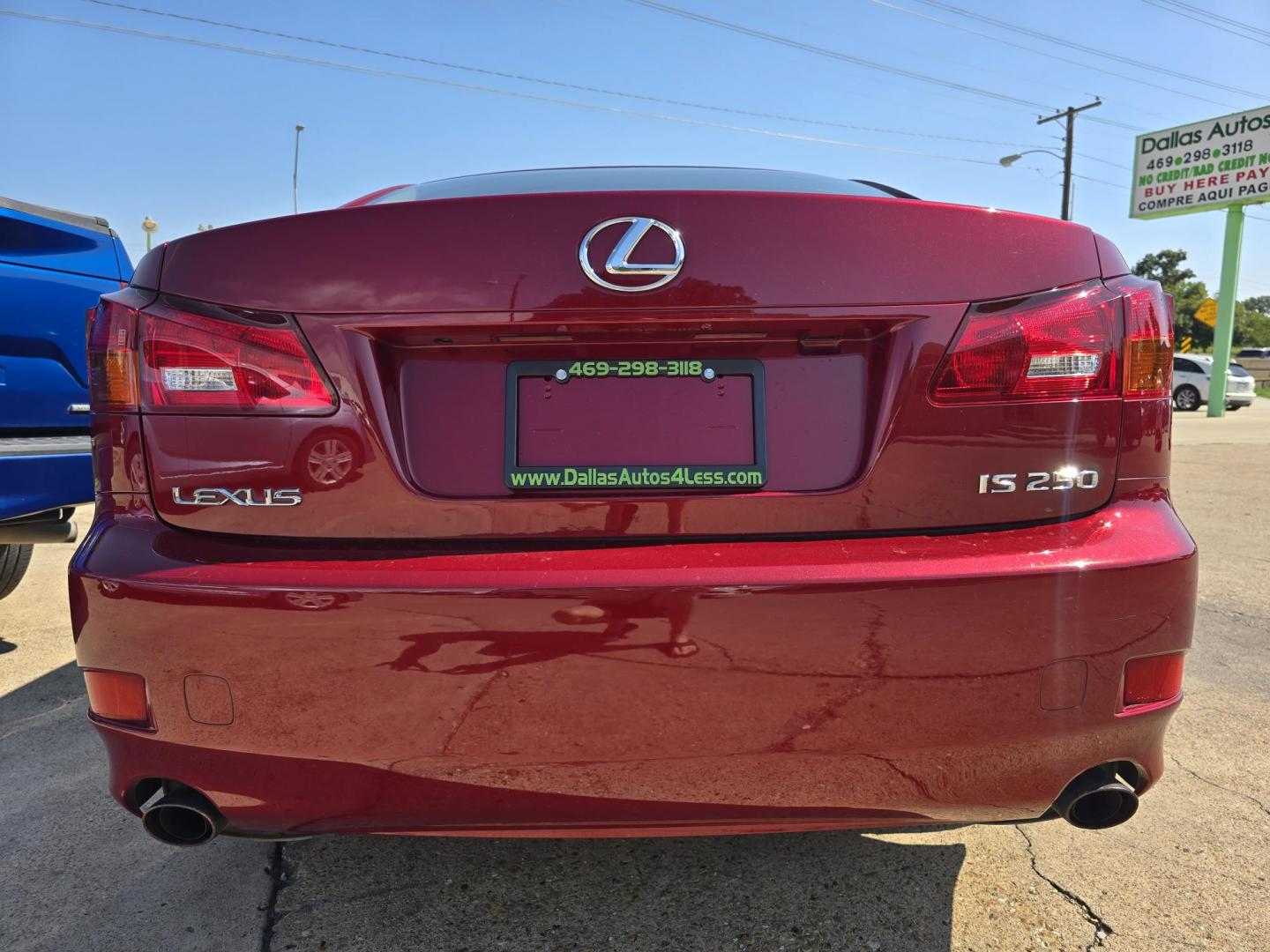 2006 RED Lexus IS (JTHBK262062) with an 2.5L V6 24V DOHC engine, AUTO transmission, located at 2660 S.Garland Avenue, Garland, TX, 75041, (469) 298-3118, 32.885551, -96.655602 - Photo#4