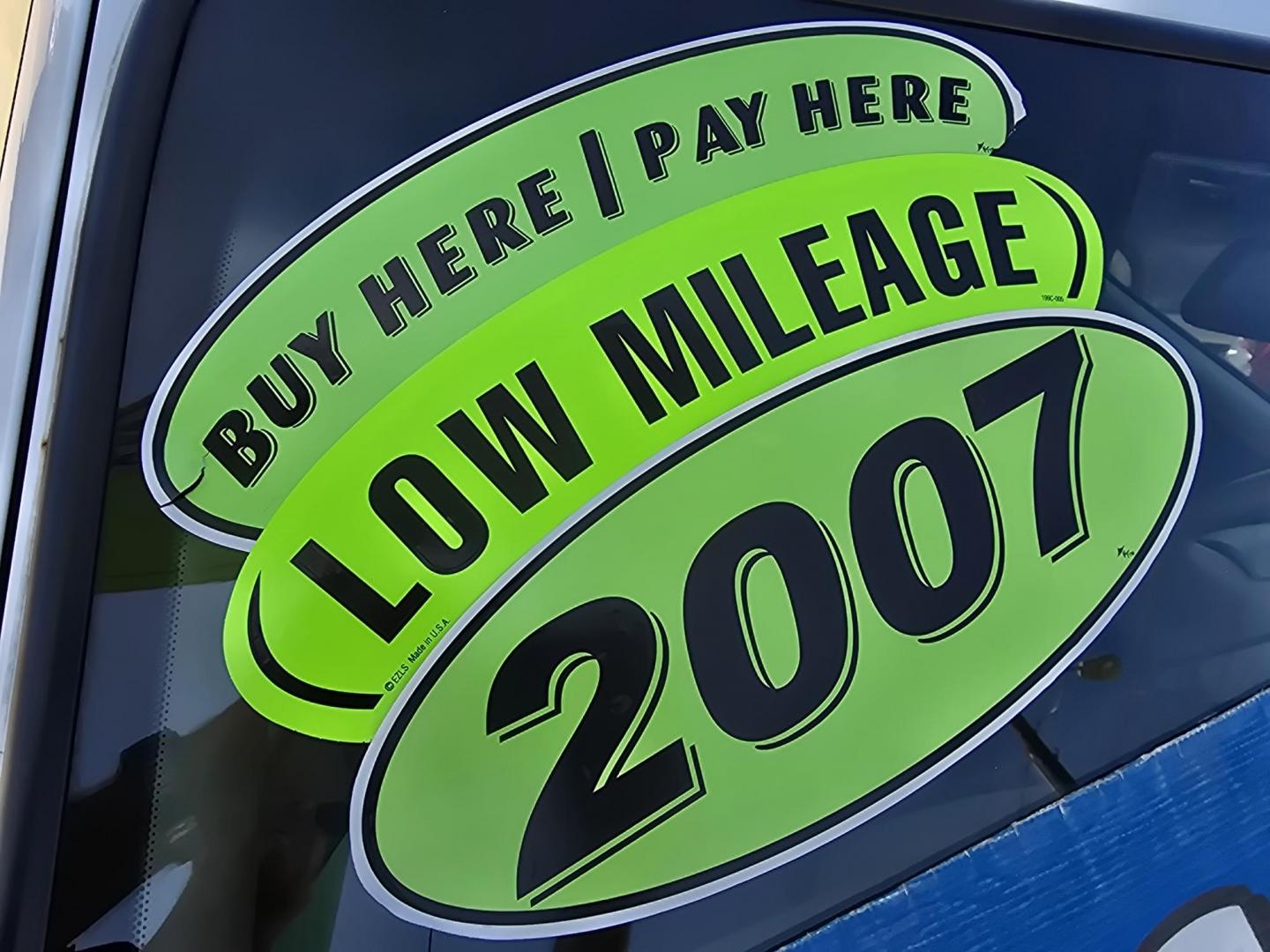 2007 Ford Explorer XLT (1FMEU63E37U) with an 4.0L V6 SOHC 16V engine, 5-Speed Automatic Overdrive transmission, located at 2660 S.Garland Avenue, Garland, TX, 75041, (469) 298-3118, 32.885551, -96.655602 - Photo#19
