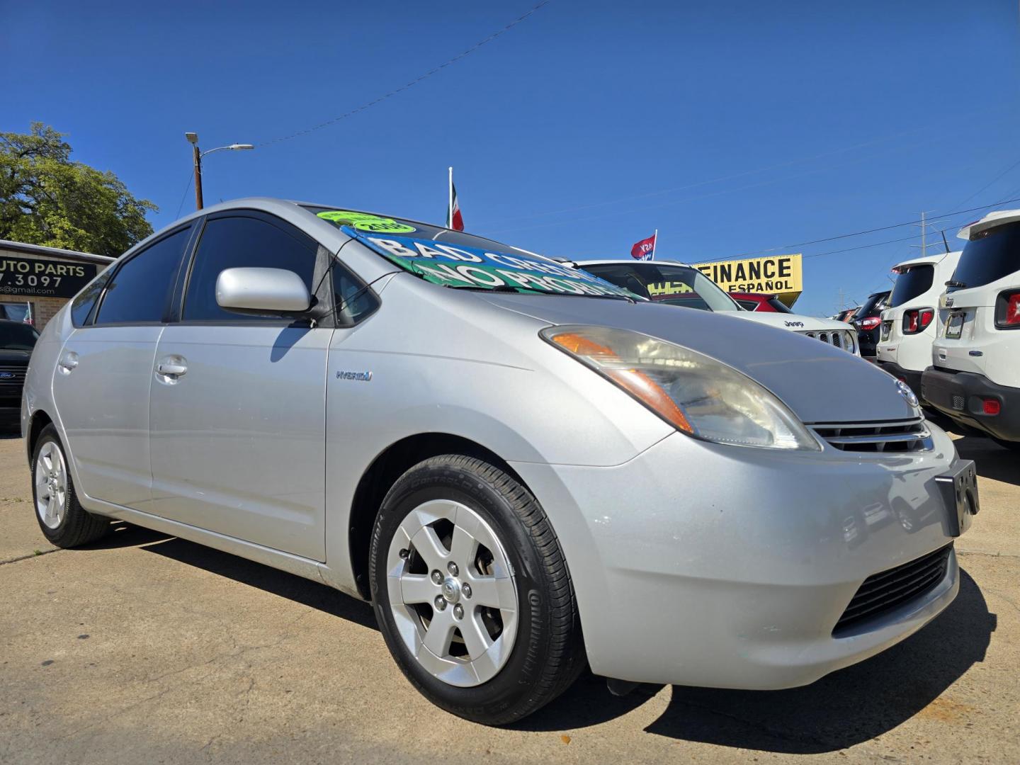 2008 SILVER Toyota Prius 4-Door Liftback (JTDKB20U587) with an 1.5L L4 DOHC 16V HYBRID engine, Automatic CVT Overdrive transmission, located at 2660 S.Garland Avenue, Garland, TX, 75041, (469) 298-3118, 32.885551, -96.655602 - Photo#1