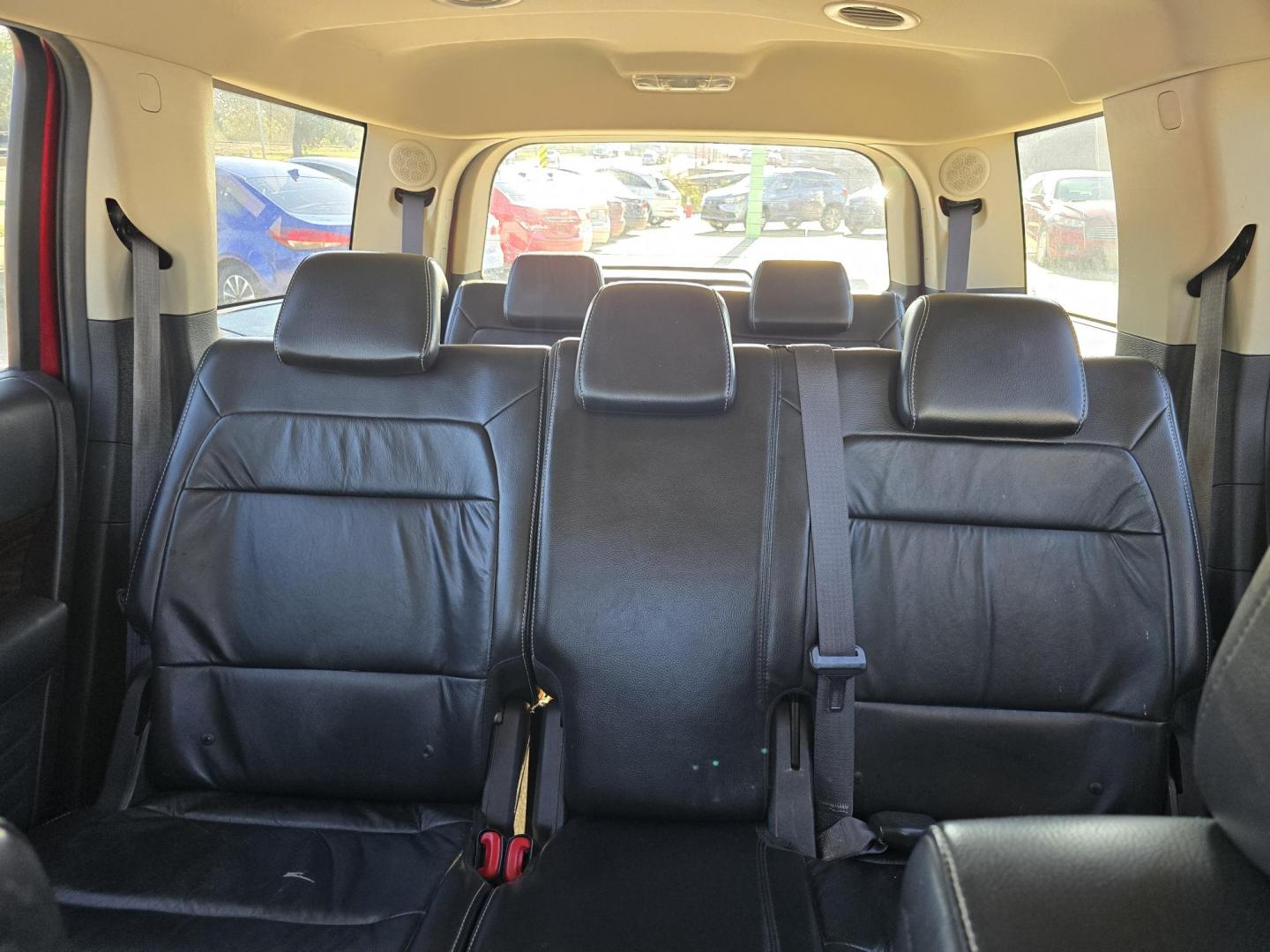 2009 RED Ford Flex SEL (2FMDK52C49B) with an 3.5L V6 DOHC 24V engine, 6-Speed Automatic transmission, located at 2660 S.Garland Avenue, Garland, TX, 75041, (469) 298-3118, 32.885551, -96.655602 - Photo#14