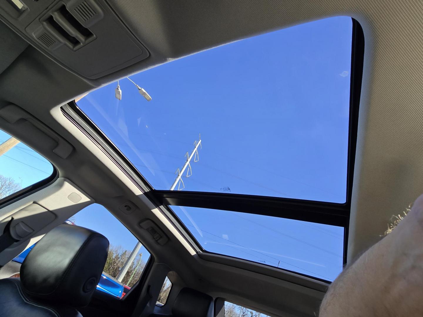 2010 BLACK Cadillac SRX Luxury Collection (3GYFNAEY9AS) with an 3.0L V6 DOHC 24V engine, 6-Speed Automatic transmission, located at 2660 S.Garland Avenue, Garland, TX, 75041, (469) 298-3118, 32.885551, -96.655602 - Photo#18