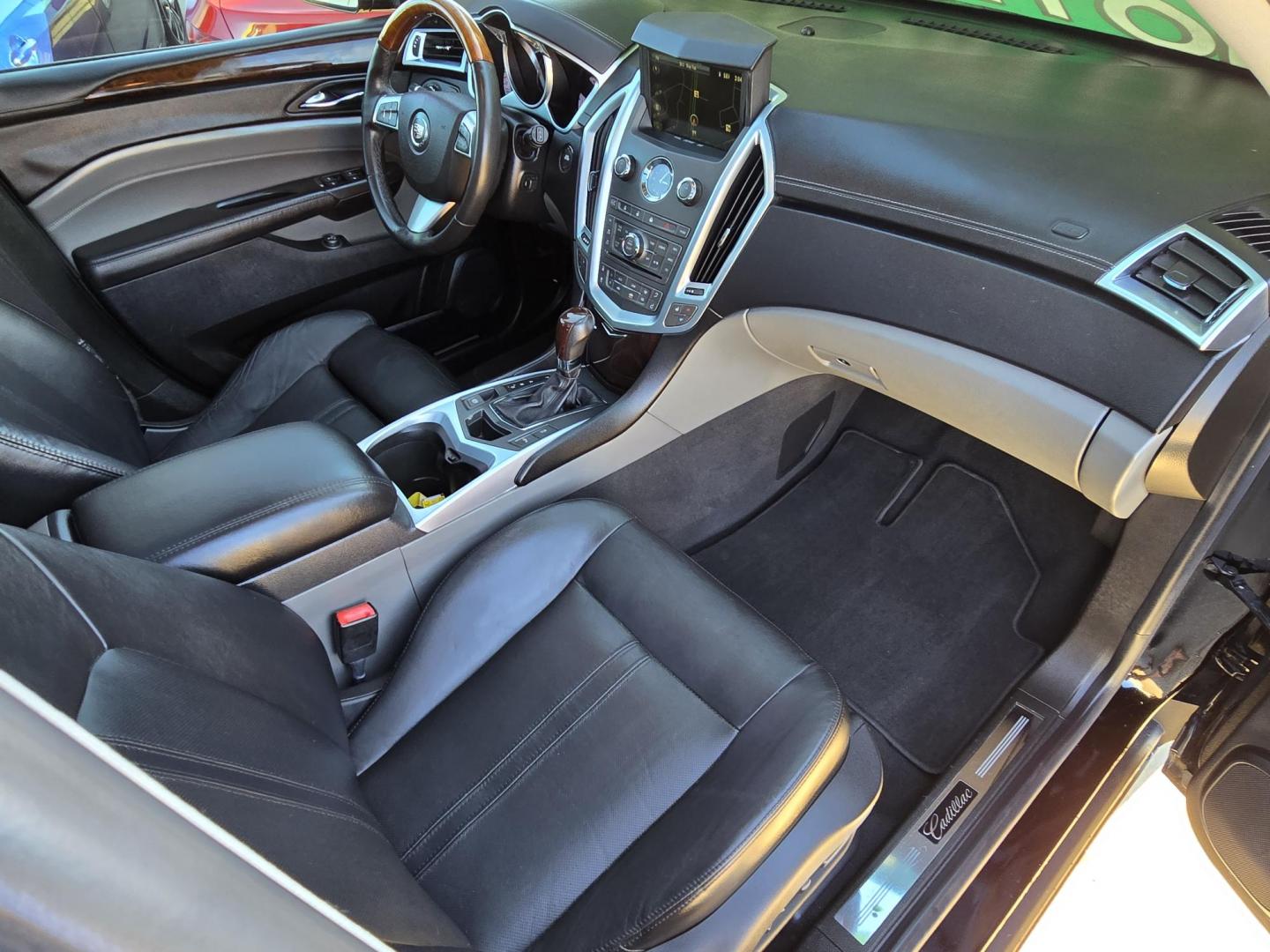 2010 BLACK Cadillac SRX Luxury Collection (3GYFNAEY9AS) with an 3.0L V6 DOHC 24V engine, 6-Speed Automatic transmission, located at 2660 S.Garland Avenue, Garland, TX, 75041, (469) 298-3118, 32.885551, -96.655602 - Photo#23