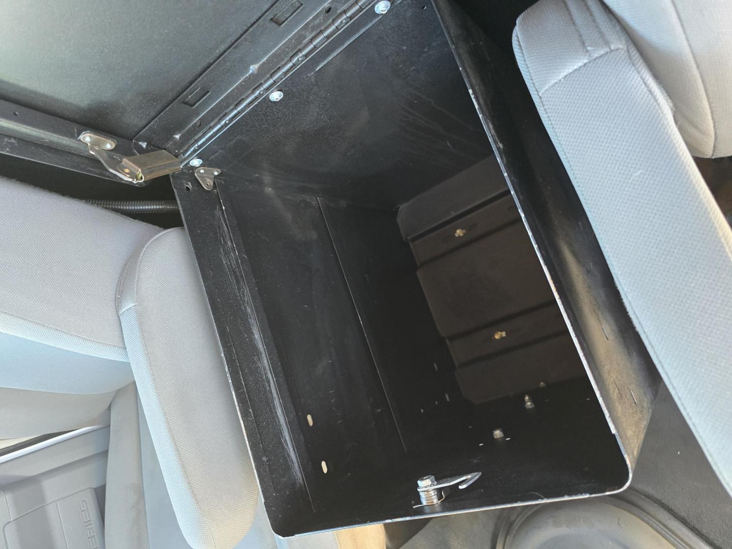 2010 Ford E-Series Van E-250 (1FTNE2EL9AD) with an 5.4L V8 SOHC 16V engine, 4-Speed Automatic transmission, located at 2660 S.Garland Avenue, Garland, TX, 75041, (469) 298-3118, 32.885551, -96.655602 - CNG FUEL - Photo#14