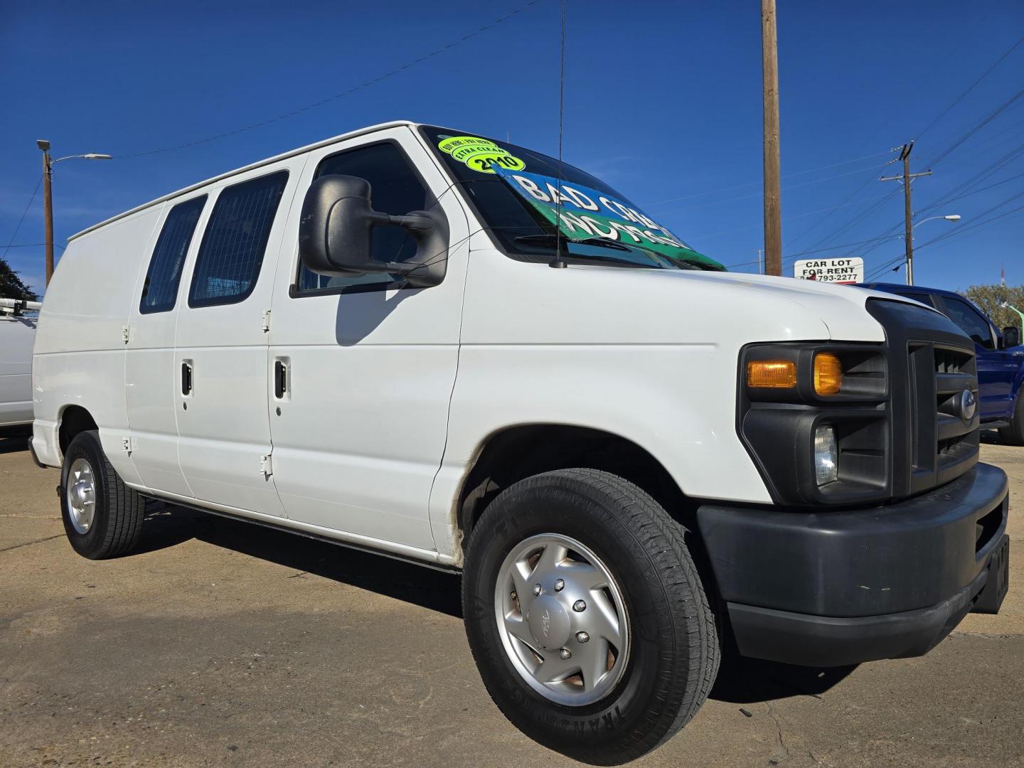 2010 WHITE Ford E-Series Van E-250 (1FTNE2EL6AD) with an 5.4L V8 SOHC 16V engine, 4-Speed Automatic transmission, located at 2660 S.Garland Avenue, Garland, TX, 75041, (469) 298-3118, 32.885551, -96.655602 - CNG FUEL - Photo#1
