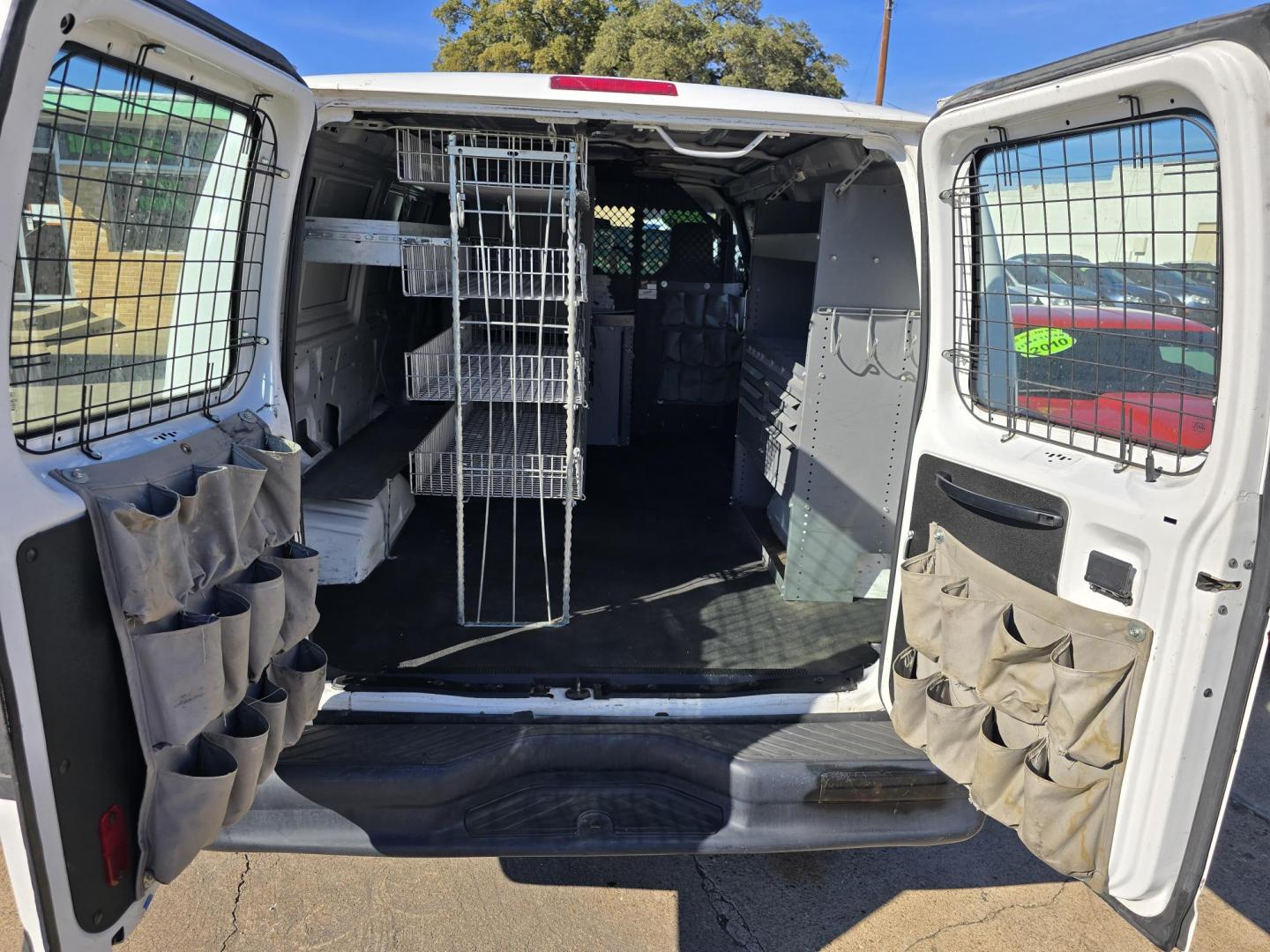 2010 WHITE Ford E-Series Van E-250 (1FTNE2EL6AD) with an 5.4L V8 SOHC 16V engine, 4-Speed Automatic transmission, located at 2660 S.Garland Avenue, Garland, TX, 75041, (469) 298-3118, 32.885551, -96.655602 - CNG FUEL - Photo#5