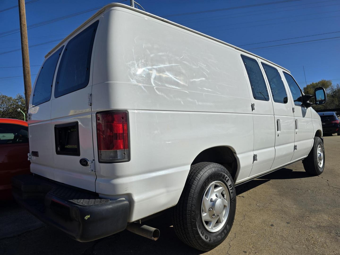 2010 WHITE Ford E-Series Van E-250 (1FTNE2EL6AD) with an 5.4L V8 SOHC 16V engine, 4-Speed Automatic transmission, located at 2660 S.Garland Avenue, Garland, TX, 75041, (469) 298-3118, 32.885551, -96.655602 - CNG FUEL - Photo#3