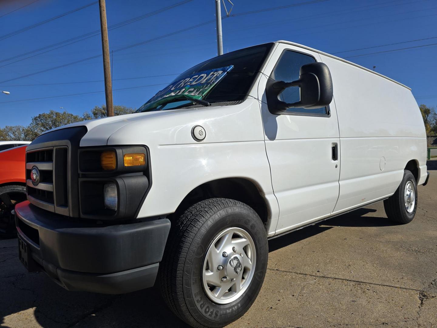 2010 WHITE Ford E-Series Van E-250 (1FTNE2EL6AD) with an 5.4L V8 SOHC 16V engine, 4-Speed Automatic transmission, located at 2660 S.Garland Avenue, Garland, TX, 75041, (469) 298-3118, 32.885551, -96.655602 - CNG FUEL - Photo#10