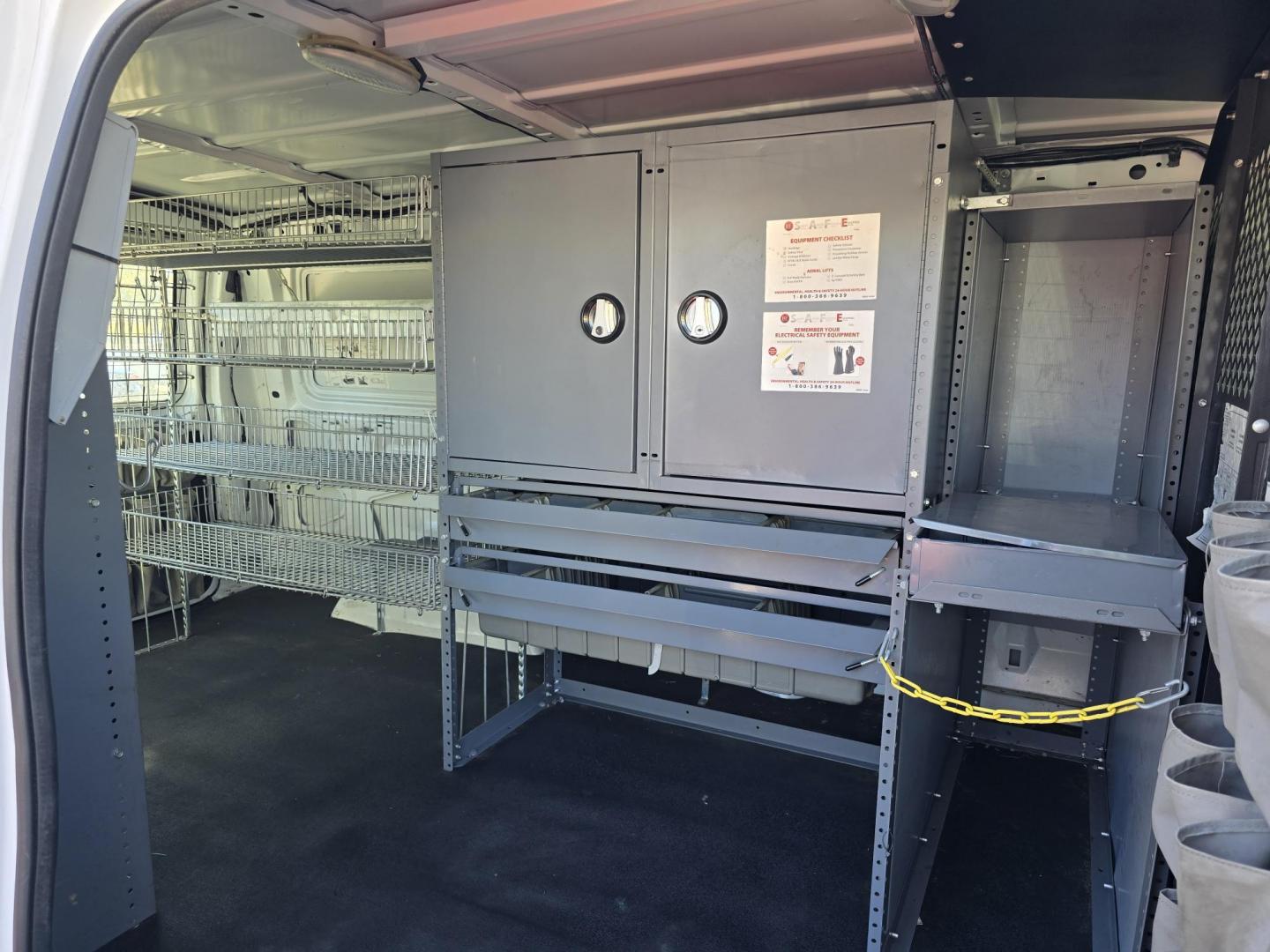 2010 WHITE Ford E-Series Van E-250 (1FTNE2EL6AD) with an 5.4L V8 SOHC 16V engine, 4-Speed Automatic transmission, located at 2660 S.Garland Avenue, Garland, TX, 75041, (469) 298-3118, 32.885551, -96.655602 - CNG FUEL - Photo#14