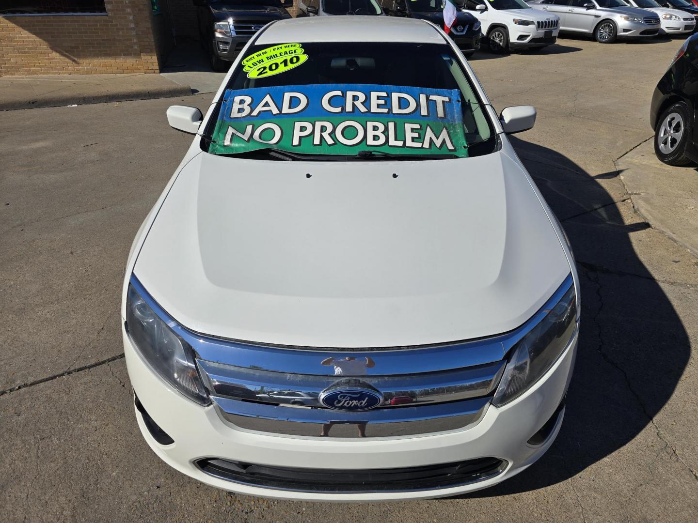 2010 Ford Fusion SE (3FAHP0HG6AR) with an 3.0L V6 DOHC 24V engine, AUTO transmission, located at 2660 S.Garland Avenue, Garland, TX, 75041, (469) 298-3118, 32.885551, -96.655602 - Photo#8