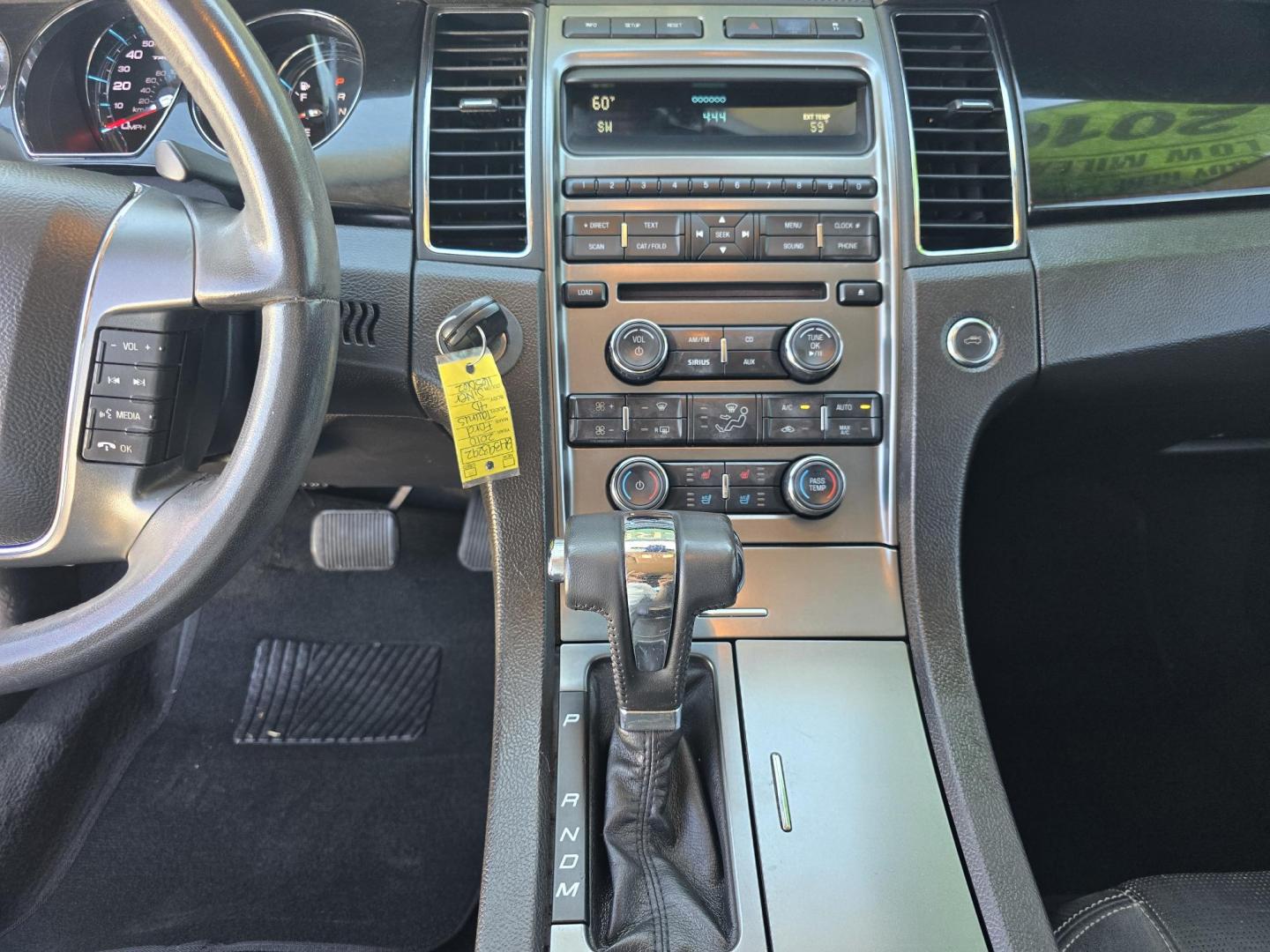 2010 SILVER Ford Taurus Limited (1FAHP2FW5AG) with an 3.5L V6 DOHC 24V engine, 6-Speed Automatic transmission, located at 2660 S.Garland Avenue, Garland, TX, 75041, (469) 298-3118, 32.885551, -96.655602 - Photo#13