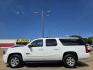 2010 WHITE GMC Yukon XL SLT (1GKUCKE04AR) with an 5.3L V8 OHV 16V FFV engine, 4-Speed Automatic transmission, located at 2660 S.Garland Avenue, Garland, TX, 75041, (469) 298-3118, 32.885551, -96.655602 - Photo#6