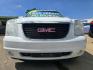 2010 WHITE GMC Yukon XL SLT (1GKUCKE04AR) with an 5.3L V8 OHV 16V FFV engine, 4-Speed Automatic transmission, located at 2660 S.Garland Avenue, Garland, TX, 75041, (469) 298-3118, 32.885551, -96.655602 - Photo#9