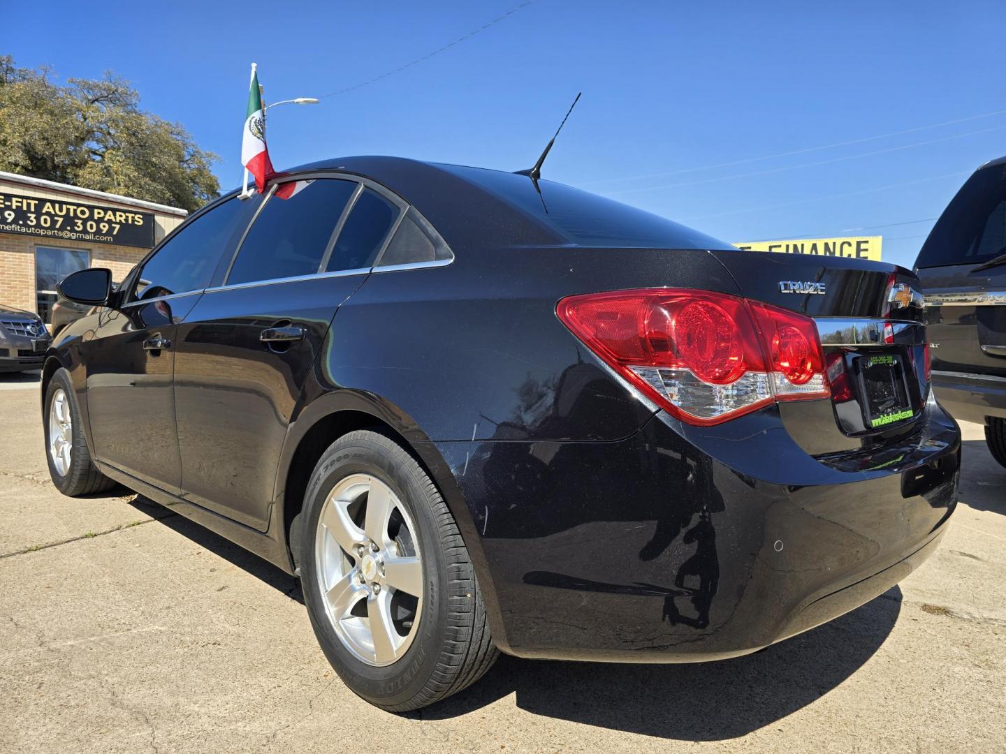 2011 BLACK Chevrolet Cruze LT (1G1PF5S93B7) with an 1.4L L4 DOHC 16V TURBO engine, AUTO transmission, located at 2660 S.Garland Avenue, Garland, TX, 75041, (469) 298-3118, 32.885551, -96.655602 - Photo#5