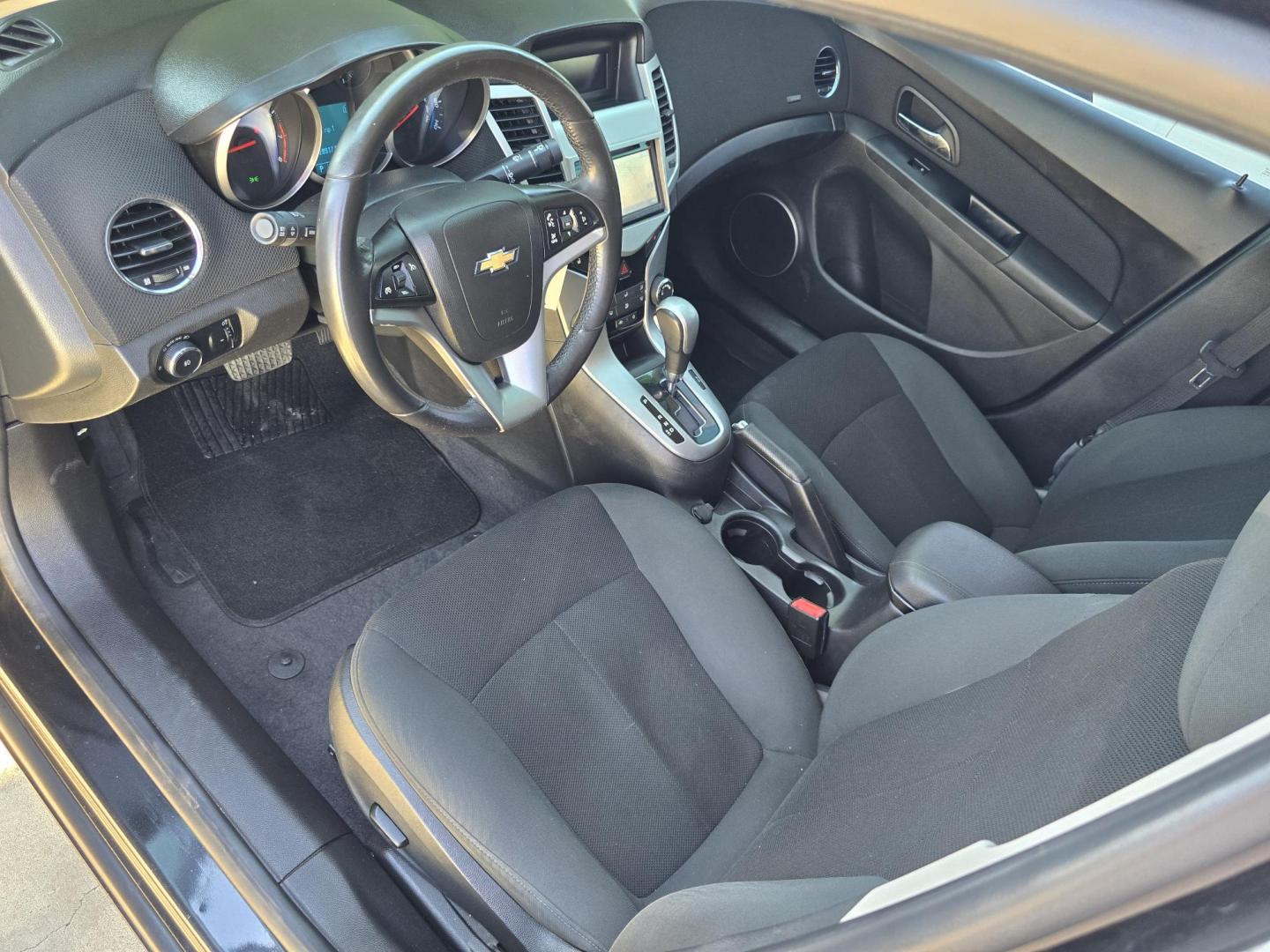 2011 BLACK Chevrolet Cruze LT (1G1PF5S93B7) with an 1.4L L4 DOHC 16V TURBO engine, AUTO transmission, located at 2660 S.Garland Avenue, Garland, TX, 75041, (469) 298-3118, 32.885551, -96.655602 - Photo#10