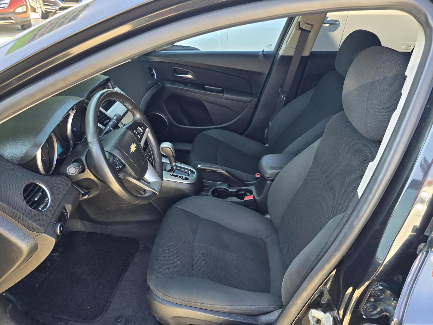 2011 BLACK Chevrolet Cruze LT (1G1PF5S93B7) with an 1.4L L4 DOHC 16V TURBO engine, AUTO transmission, located at 2660 S.Garland Avenue, Garland, TX, 75041, (469) 298-3118, 32.885551, -96.655602 - Photo#11