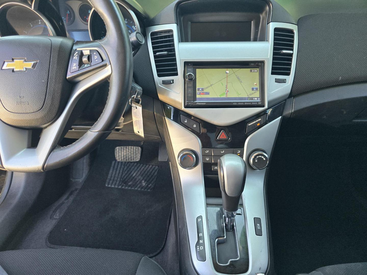 2011 BLACK Chevrolet Cruze LT (1G1PF5S93B7) with an 1.4L L4 DOHC 16V TURBO engine, AUTO transmission, located at 2660 S.Garland Avenue, Garland, TX, 75041, (469) 298-3118, 32.885551, -96.655602 - Photo#13