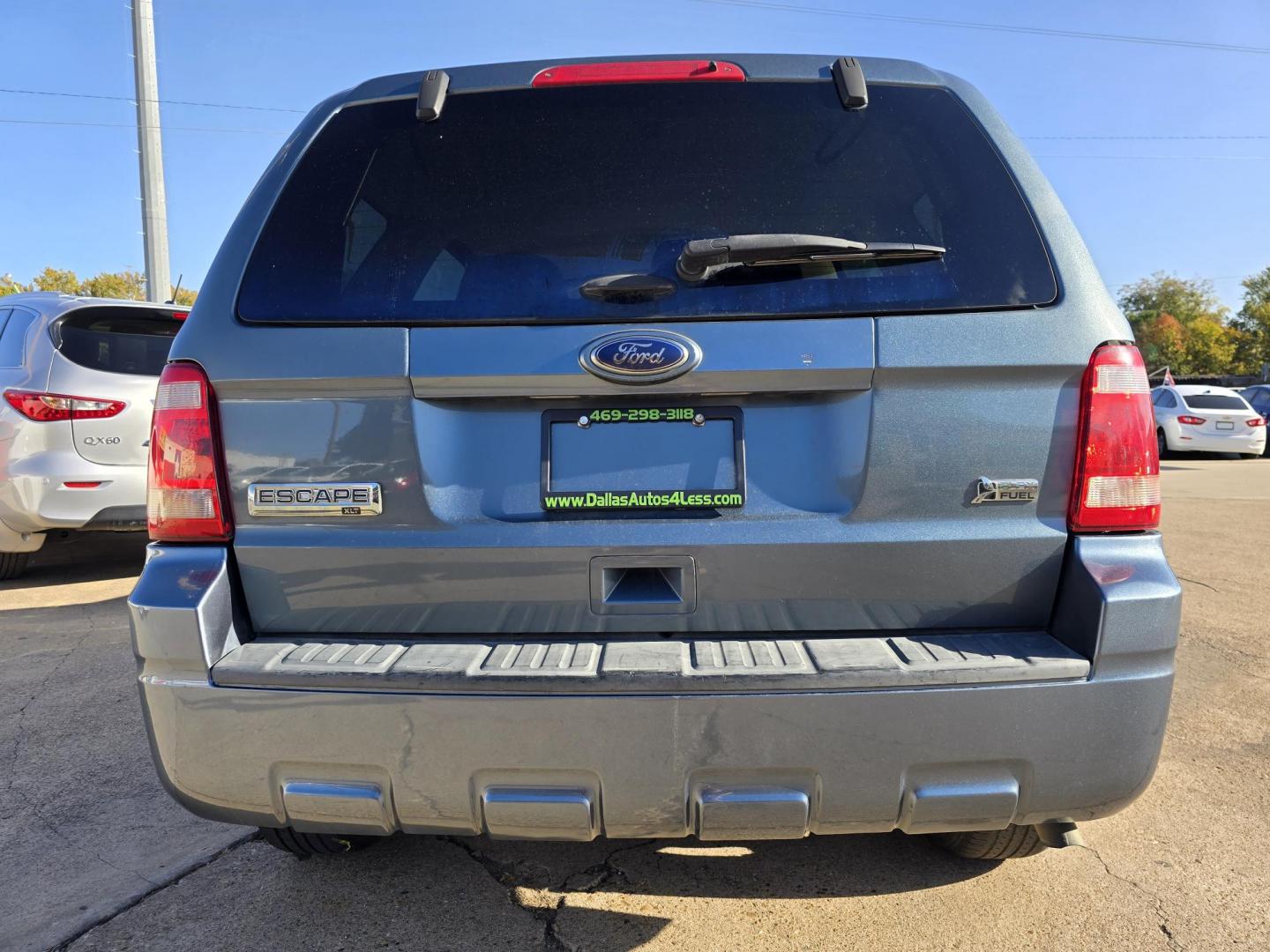 2011 Ford Escape XLT (1FMCU0DG3BK) with an 3.0L V6 DOHC 24V engine, 6-Speed Automatic transmission, located at 2660 S.Garland Avenue, Garland, TX, 75041, (469) 298-3118, 32.885551, -96.655602 - Photo#3