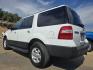 2011 WHITE Ford Expedition XLT (1FMJU1F53BE) with an 5.4L V8 SOHC 16V FFV engine, 6-Speed Automatic transmission, located at 2660 S.Garland Avenue, Garland, TX, 75041, (469) 298-3118, 32.885551, -96.655602 - Photo#5