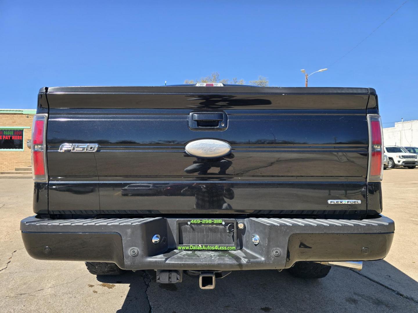 2011 BLACK Ford F-150 FX2 SuperCrew 5.5-ft. Bed 2WD (1FTFW1CF9BK) with an 5.0L V8 engine, 4-Speed Automatic transmission, located at 2660 S.Garland Avenue, Garland, TX, 75041, (469) 298-3118, 32.885551, -96.655602 - Photo#4