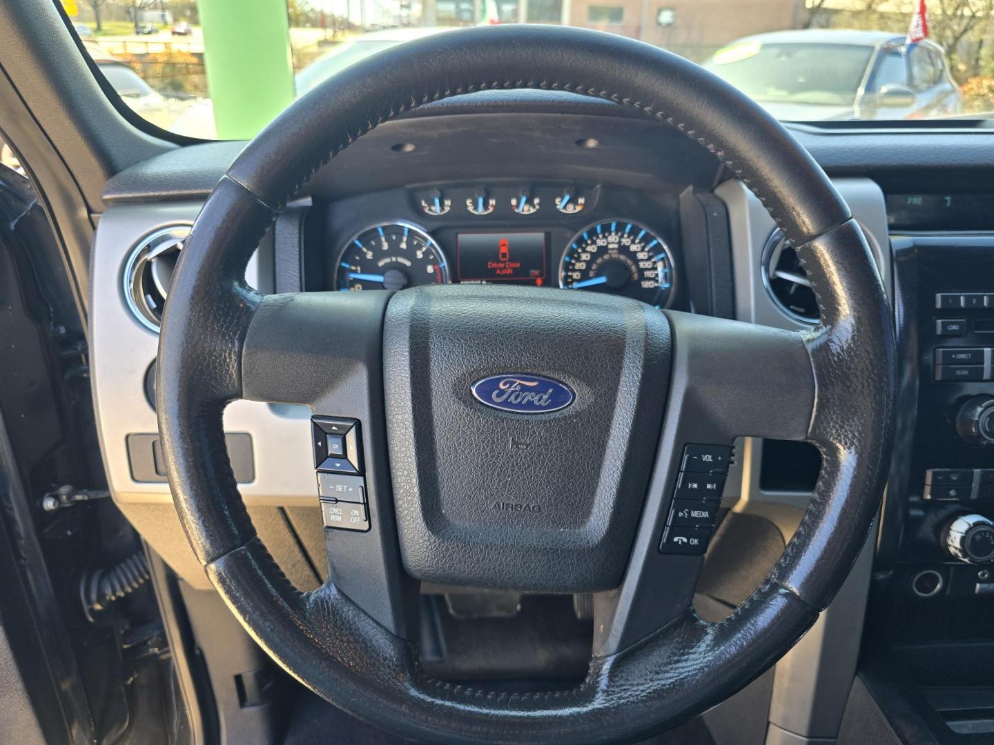 2011 BLACK Ford F-150 FX2 SuperCrew 5.5-ft. Bed 2WD (1FTFW1CF9BK) with an 5.0L V8 engine, 4-Speed Automatic transmission, located at 2660 S.Garland Avenue, Garland, TX, 75041, (469) 298-3118, 32.885551, -96.655602 - Photo#13