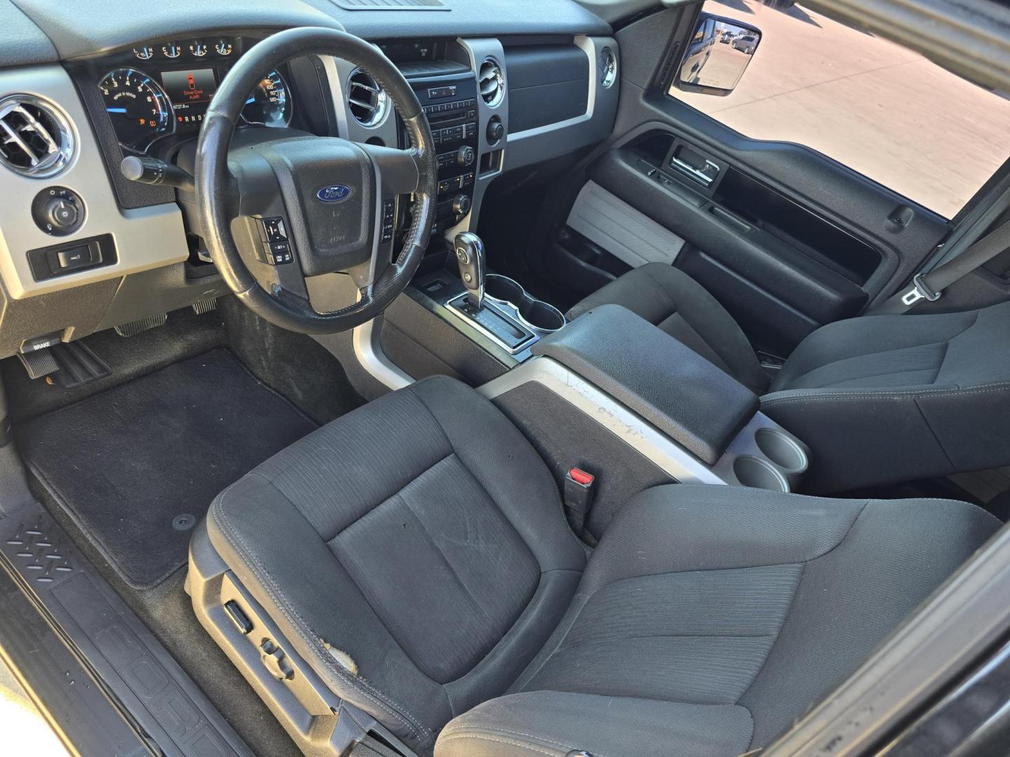 2011 BLACK Ford F-150 FX2 SuperCrew 5.5-ft. Bed 2WD (1FTFW1CF9BK) with an 5.0L V8 engine, 4-Speed Automatic transmission, located at 2660 S.Garland Avenue, Garland, TX, 75041, (469) 298-3118, 32.885551, -96.655602 - Photo#11