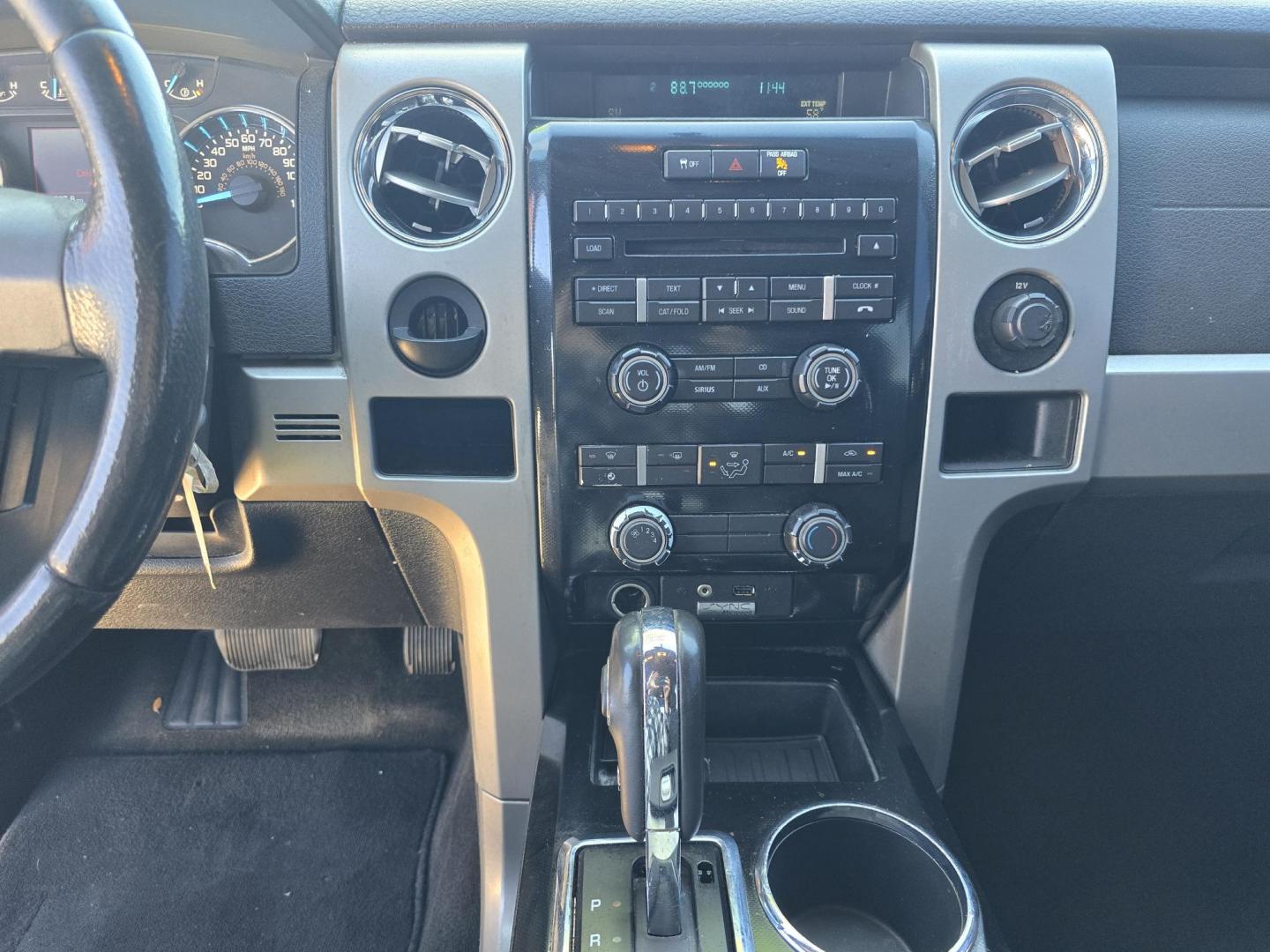 2011 BLACK Ford F-150 FX2 SuperCrew 5.5-ft. Bed 2WD (1FTFW1CF9BK) with an 5.0L V8 engine, 4-Speed Automatic transmission, located at 2660 S.Garland Avenue, Garland, TX, 75041, (469) 298-3118, 32.885551, -96.655602 - Photo#14