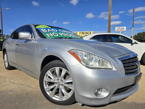 2011 Infiniti M M37x Sedan