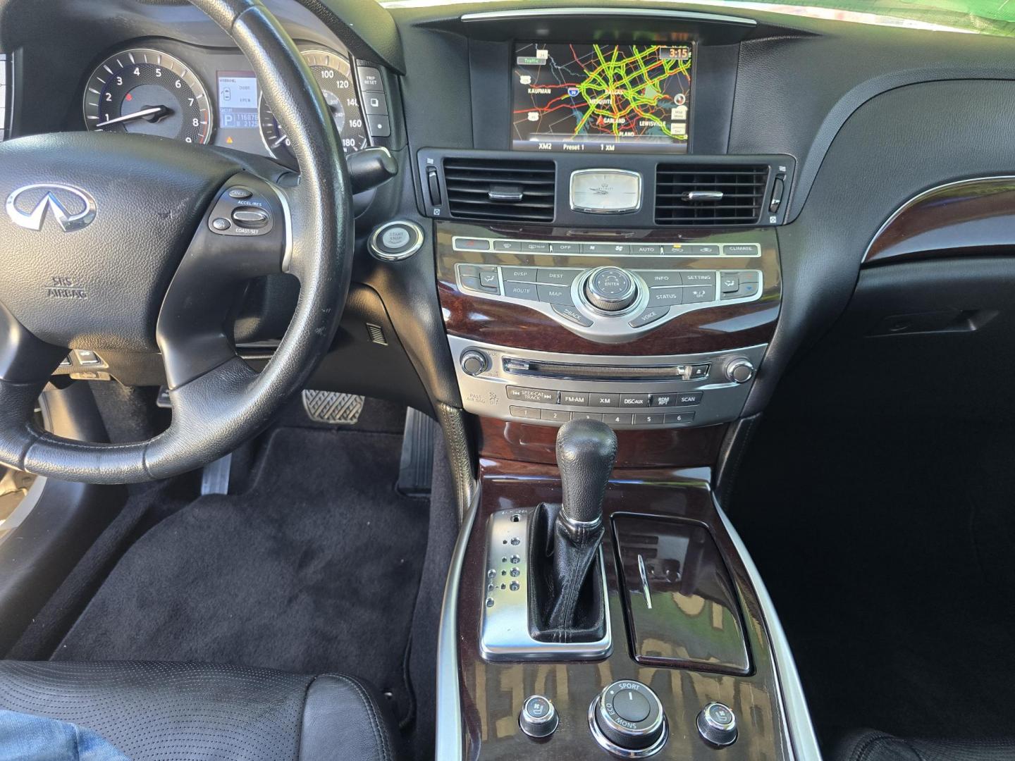 2011 SILVER Infiniti M M37x (JN1BY1ARXBM) with an 3.7L V6 DOHC 24V engine, 7-Speed Automatic transmission, located at 2660 S.Garland Avenue, Garland, TX, 75041, (469) 298-3118, 32.885551, -96.655602 - Photo#14
