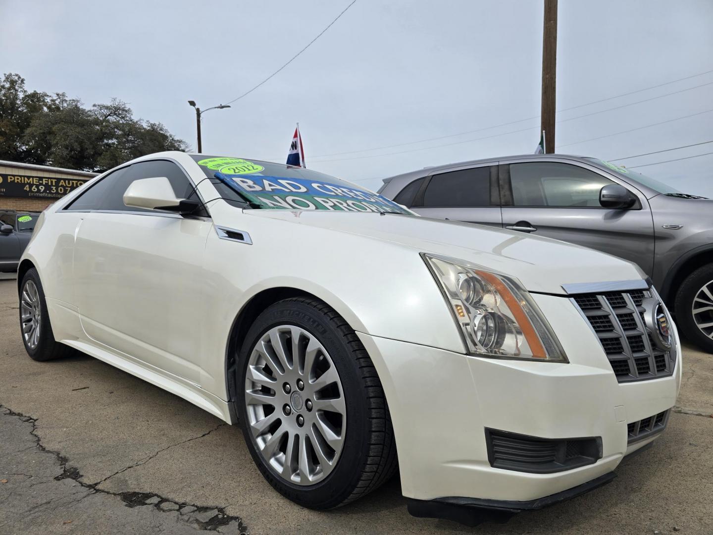 2012 DIAMOND WHITE Cadillac CTS (1G6DA1E32C0) with an 3.6L V6 DOHC 24V FFV engine, 6-Speed Automatic transmission, located at 2660 S.Garland Avenue, Garland, TX, 75041, (469) 298-3118, 32.885551, -96.655602 - Photo#1