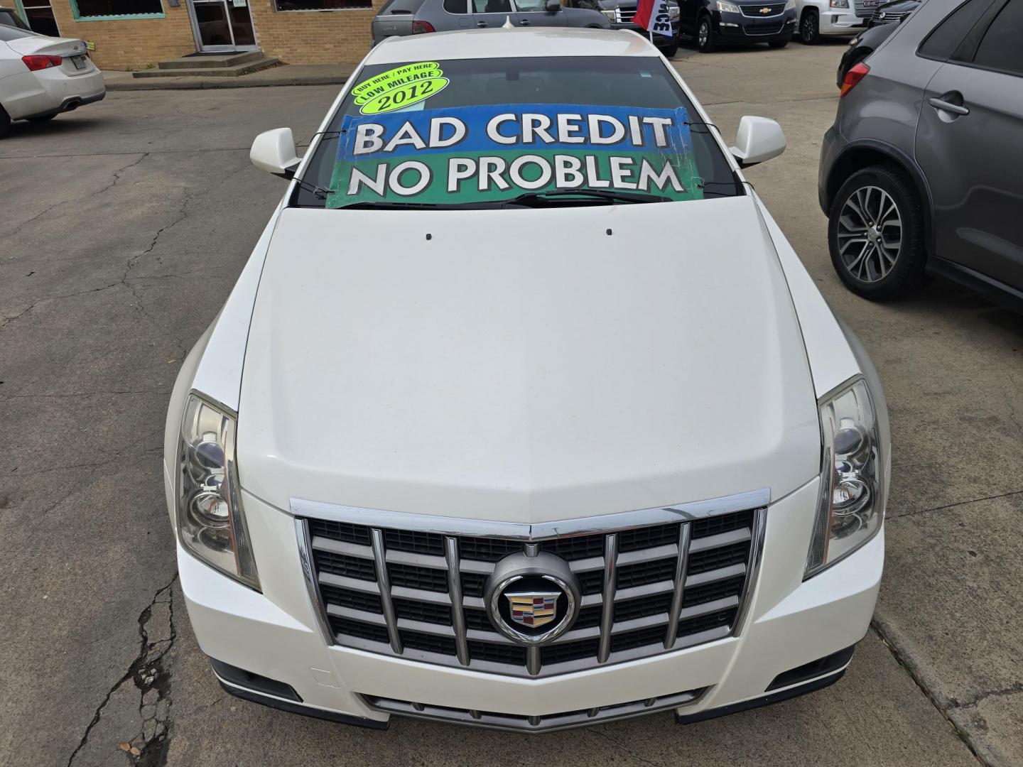 2012 DIAMOND WHITE Cadillac CTS (1G6DA1E32C0) with an 3.6L V6 DOHC 24V FFV engine, 6-Speed Automatic transmission, located at 2660 S.Garland Avenue, Garland, TX, 75041, (469) 298-3118, 32.885551, -96.655602 - Photo#8