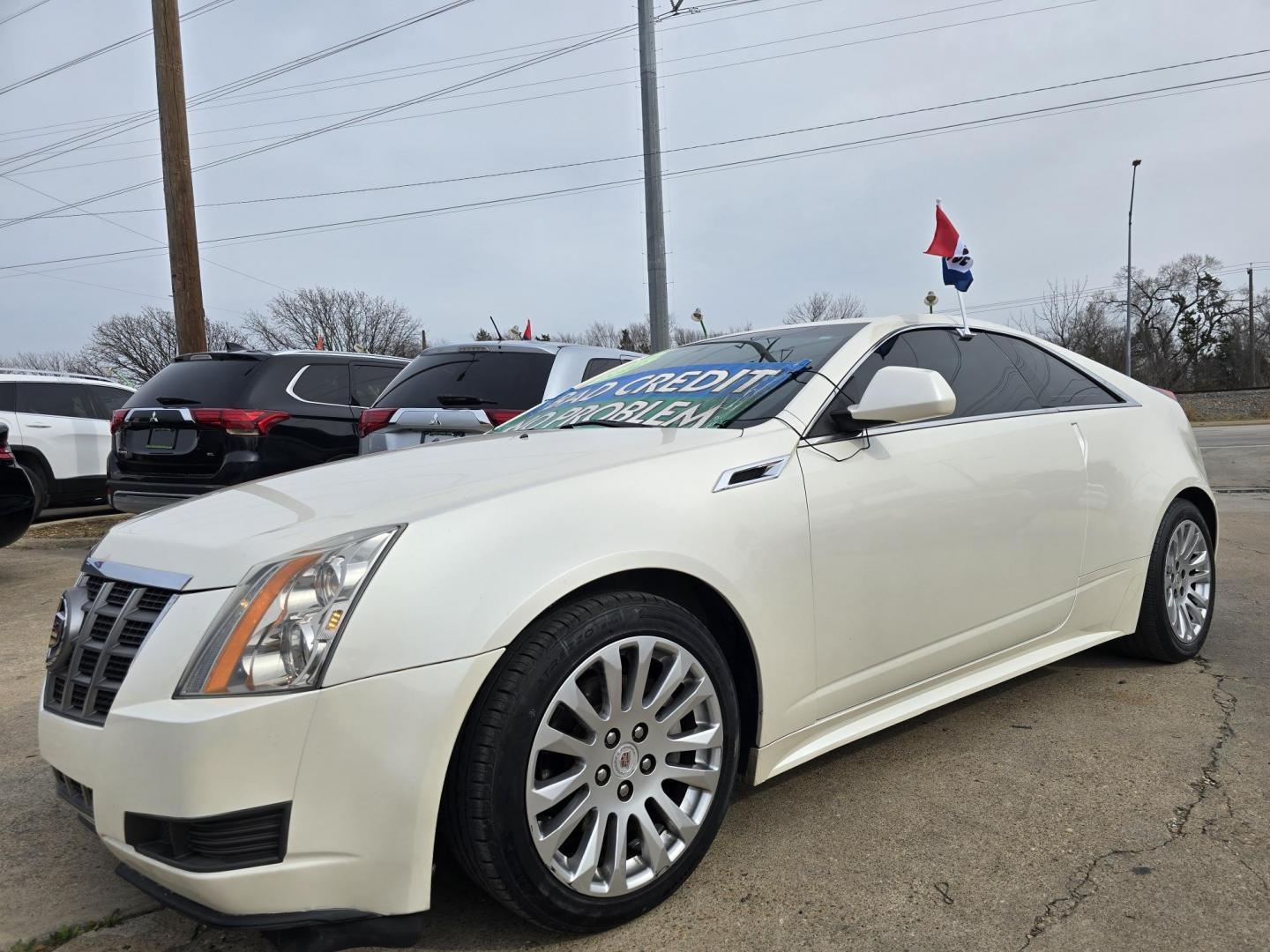 2012 DIAMOND WHITE Cadillac CTS (1G6DA1E32C0) with an 3.6L V6 DOHC 24V FFV engine, 6-Speed Automatic transmission, located at 2660 S.Garland Avenue, Garland, TX, 75041, (469) 298-3118, 32.885551, -96.655602 - Photo#7